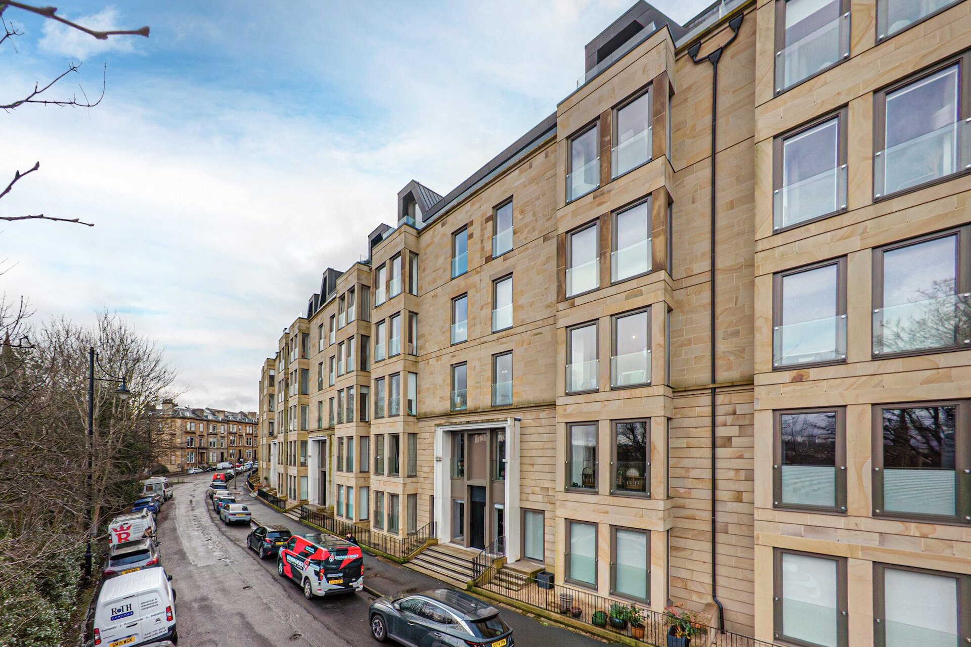 4/2, 16 Park Quadrant, Park, Glasgow, G3 6BF - Picture #1