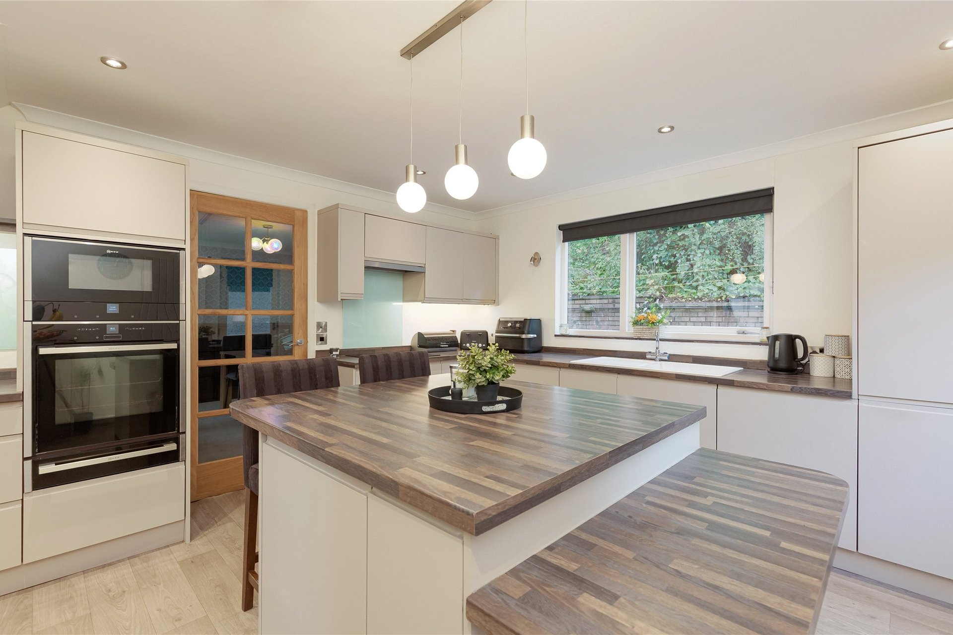 7 Peggy's Mill Road, Cramond, Edinburgh, EH4 6JY - Picture #6