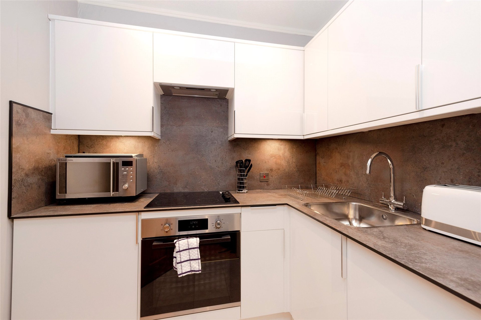 Flat 1F3, 21 Torphichen Place, Edinburgh, EH3 8DY - Picture #4