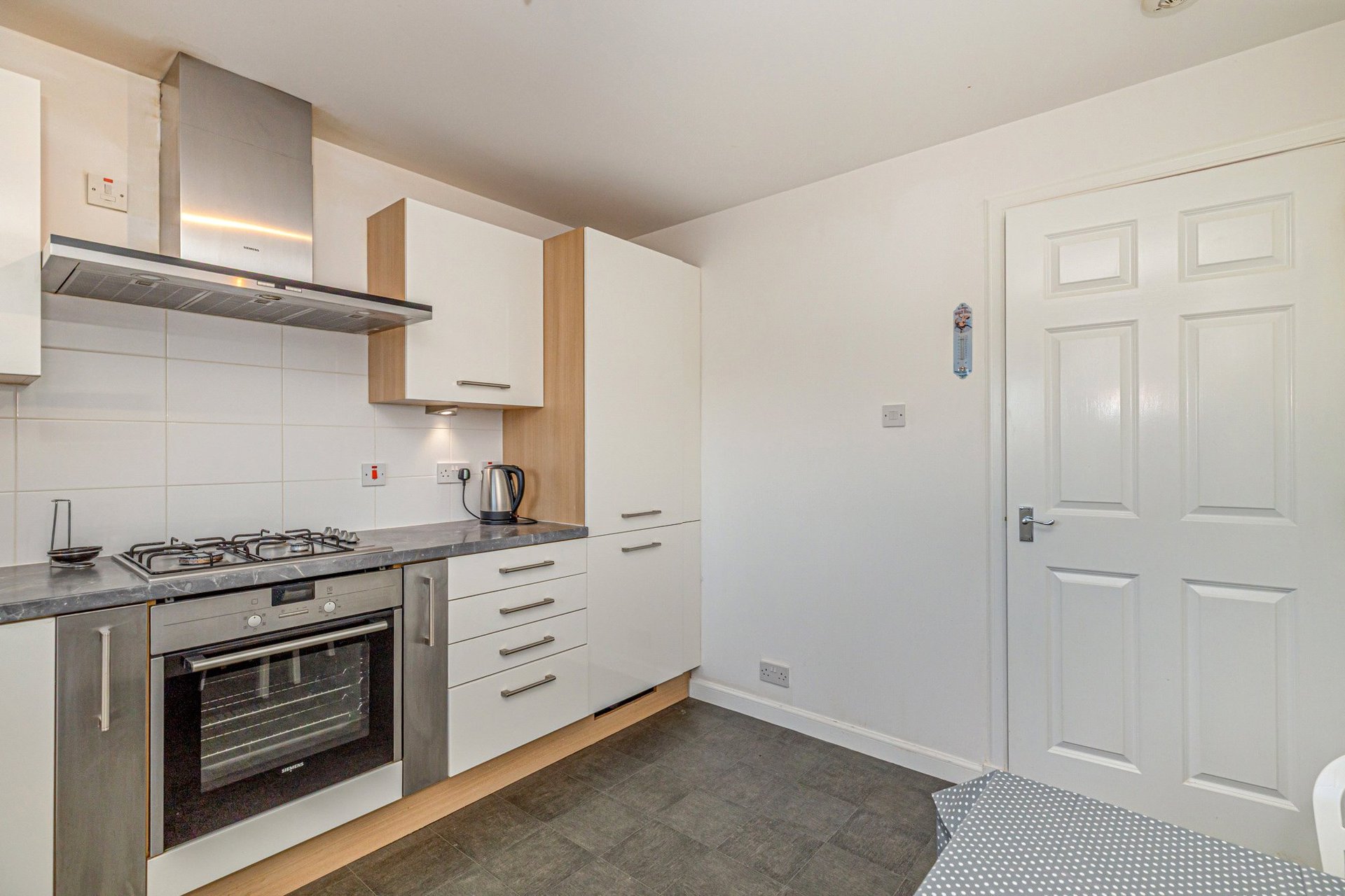 Flat G/2, 5 Abbotsford Gardens, Newton Mearns, Glasgow, East Renfrewshire, G77 6FJ - Picture #15