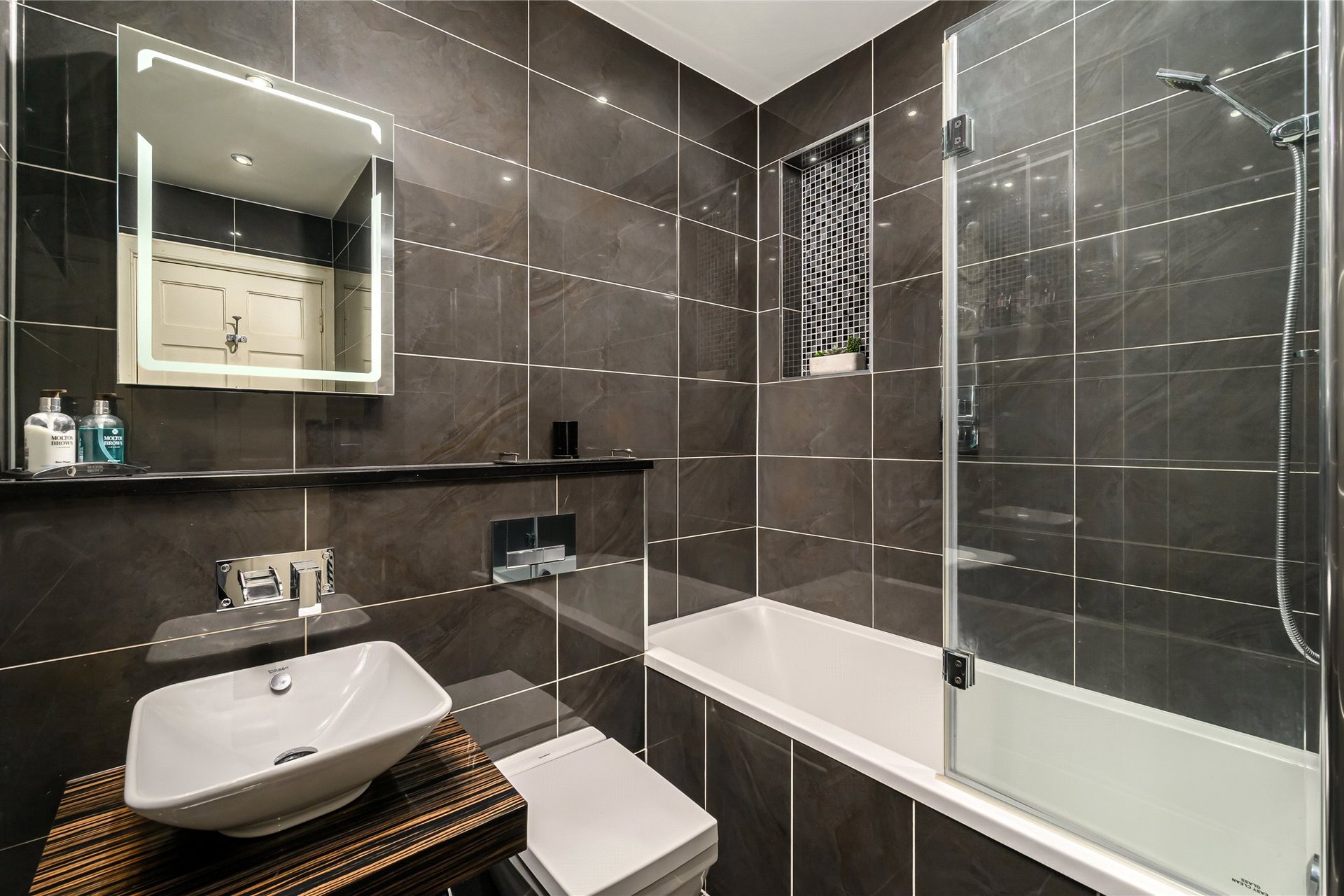 13 Fettes Row, Edinburgh, EH3 6RH - Picture #18