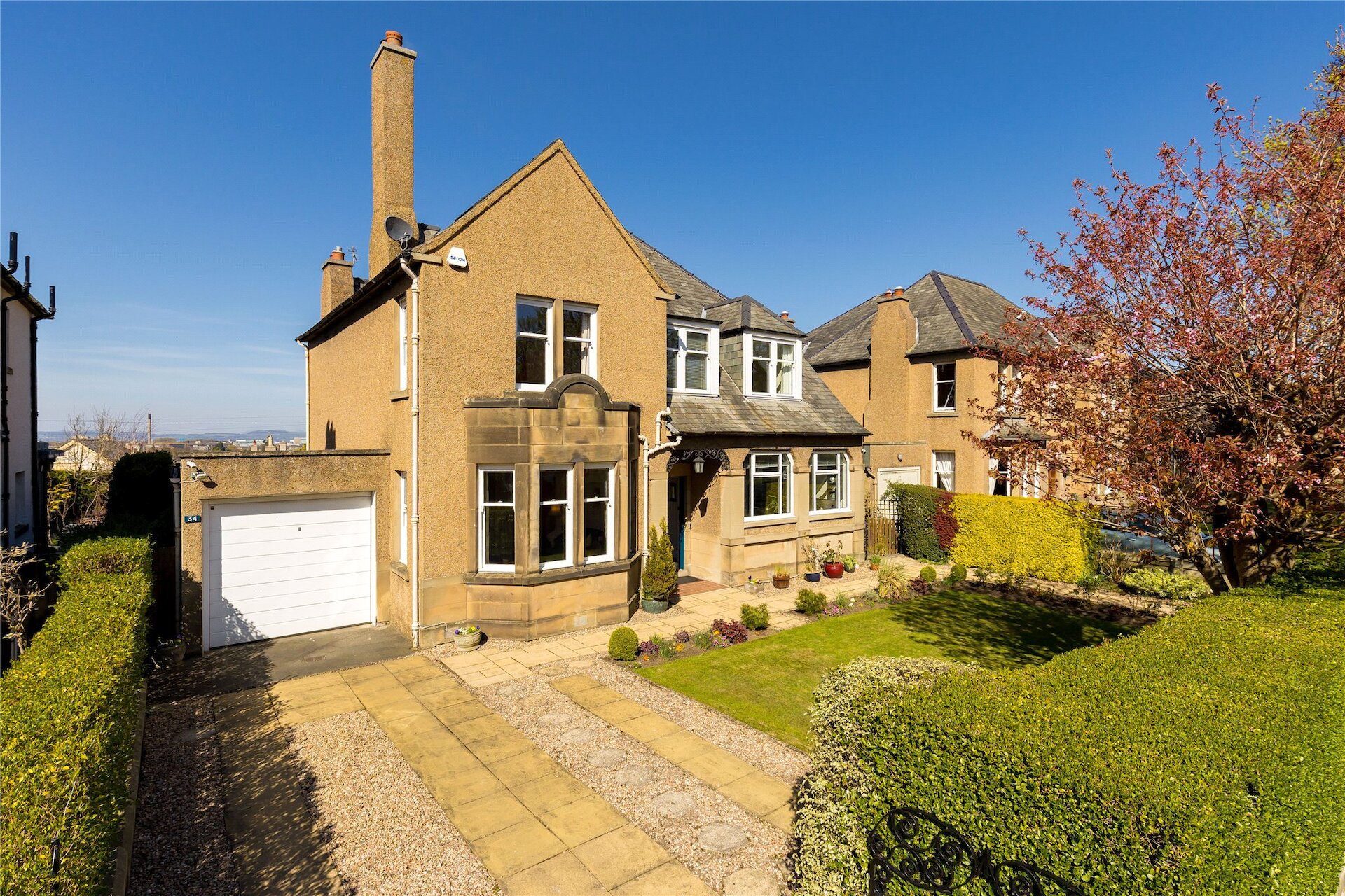 34 Ravelston Dykes, Edinburgh, EH4 3EB - Picture #1