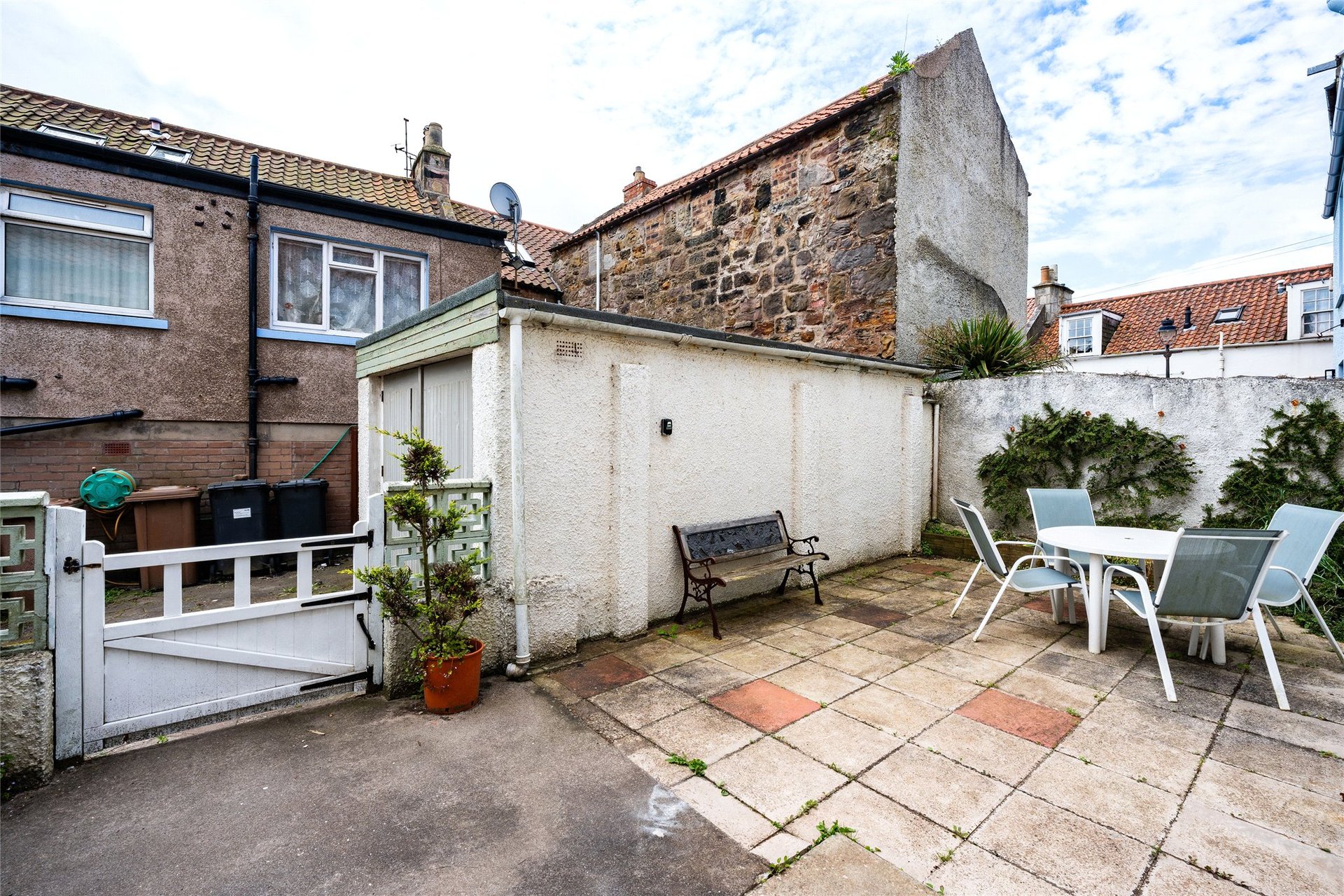 2 Gascons Close, Pittenweem, Anstruther, Fife, KY10 2NY - Picture #22