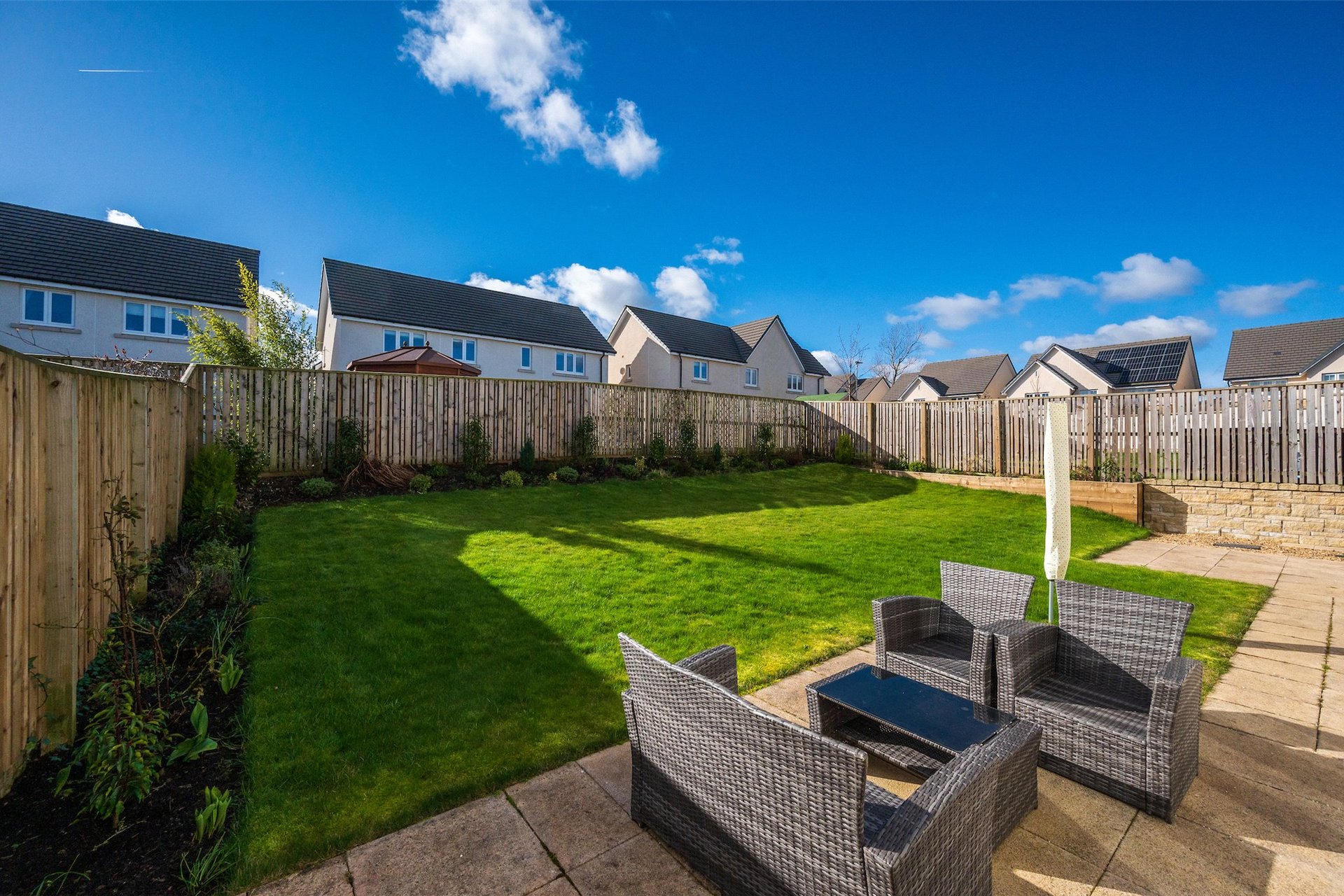 23 Kilburn Wood Gardens, Roslin, Midlothian, EH25 9AB - Picture #2