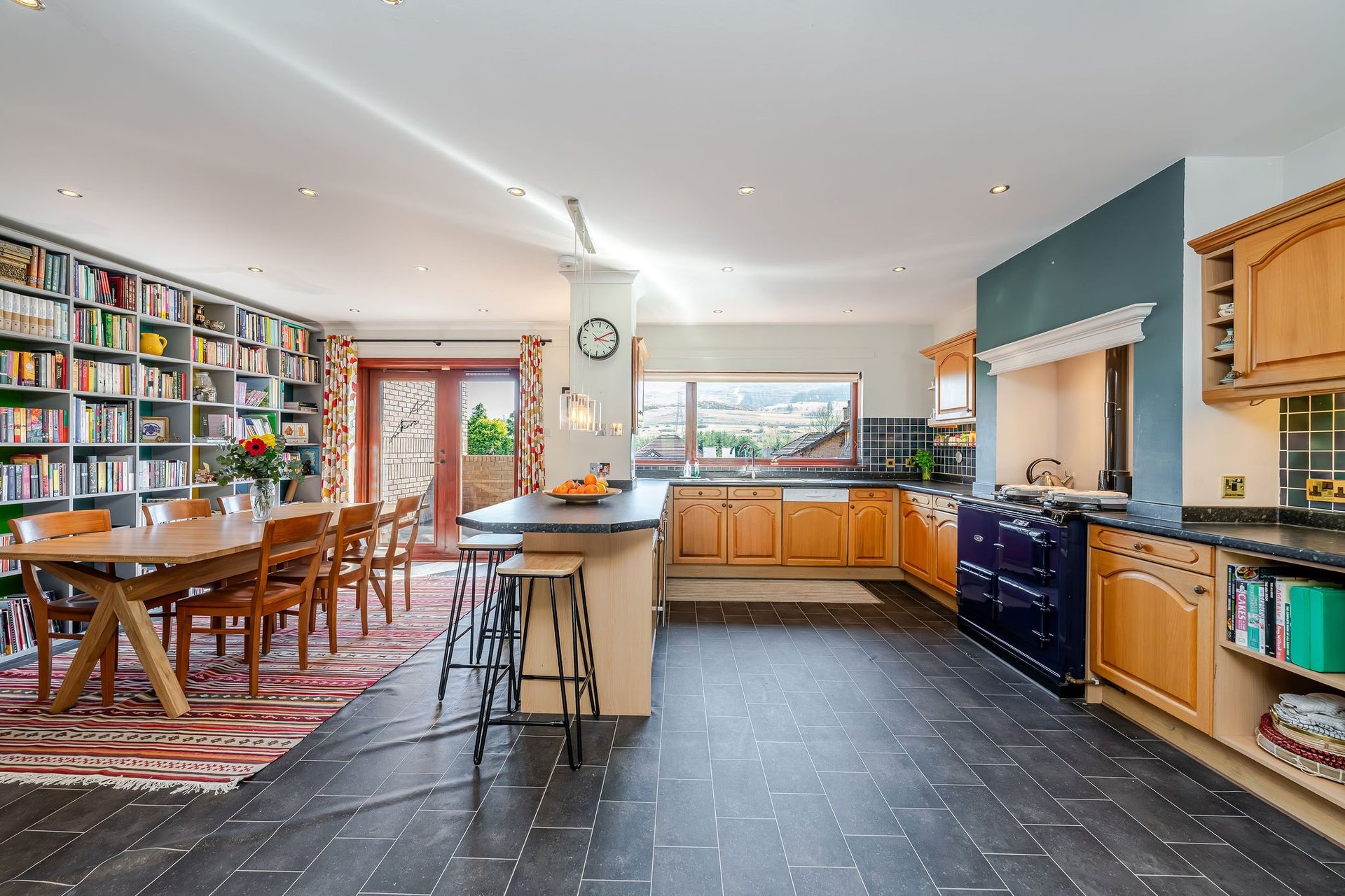 109 Caiyside, Fairmilehead, Edinburgh, EH10 7HR - Picture #3