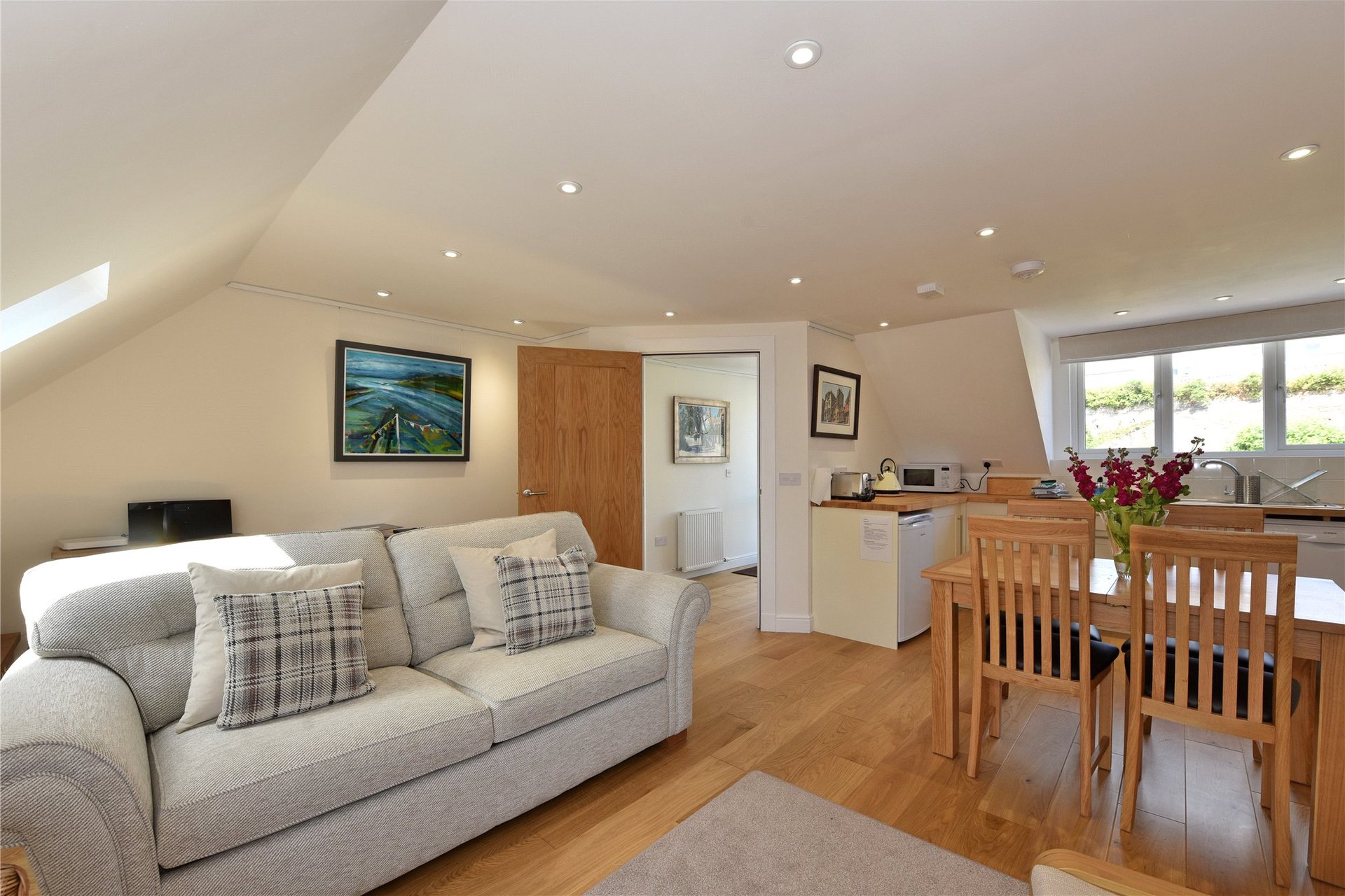 Penthouse On The Harbour, 46 Abbey Wall Road, Pittenweem, Anstruther, Fife, KY10 2NE - Picture #4