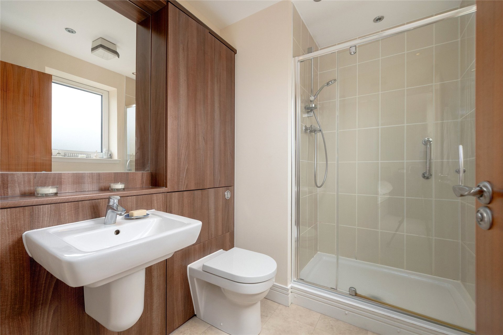 Flat 5, 62 Larkfield Gardens, Edinburgh, Midlothian, EH5 3QB - Picture #13