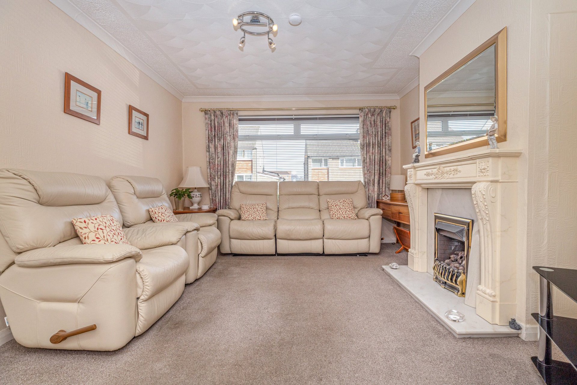 54 Rosslyn Road, Bearsden, G61 4DN - Picture #4