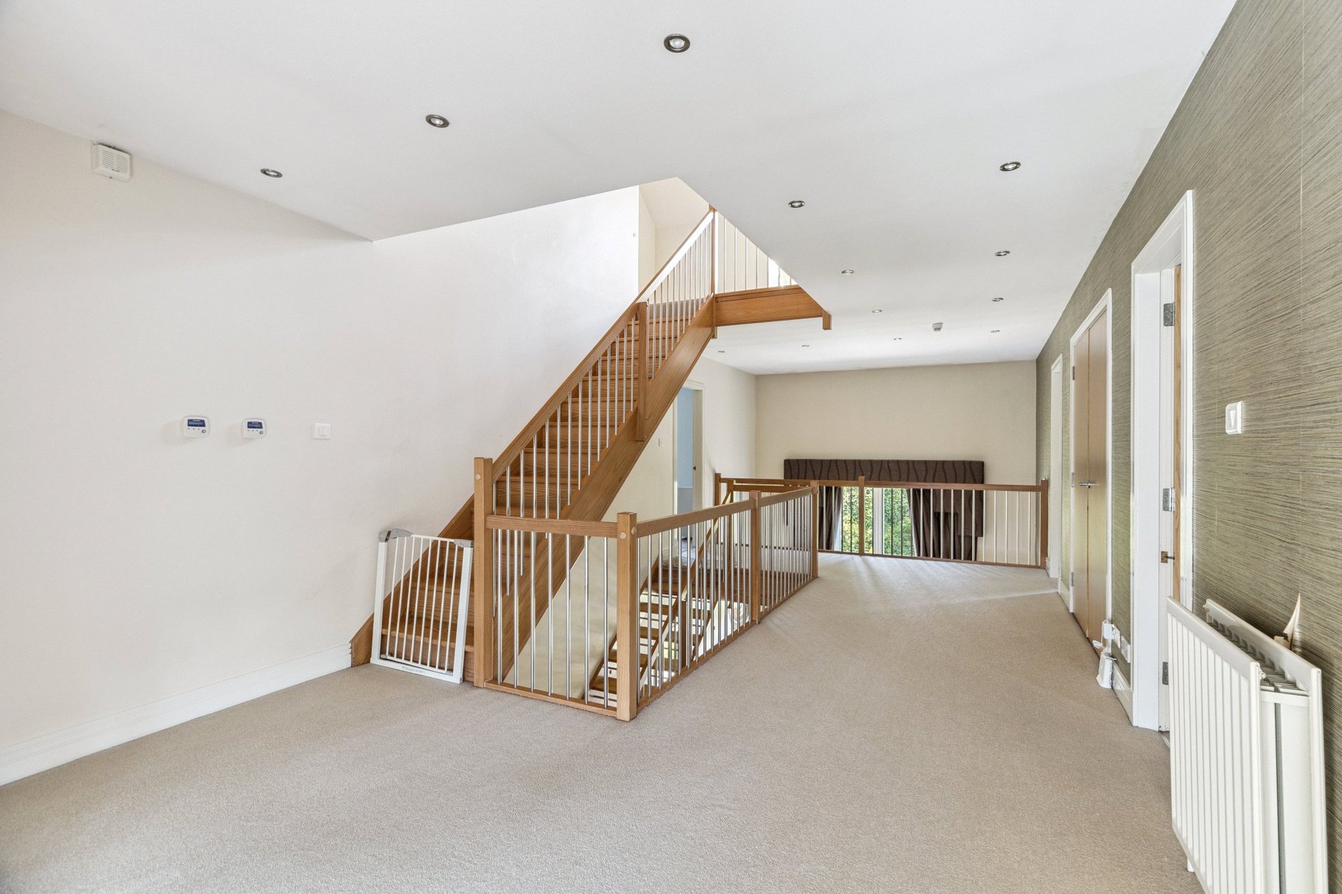 1 Caol Court, Thorntonhall, Glasgow, South Lanarkshire, G74 5DB - Picture #17