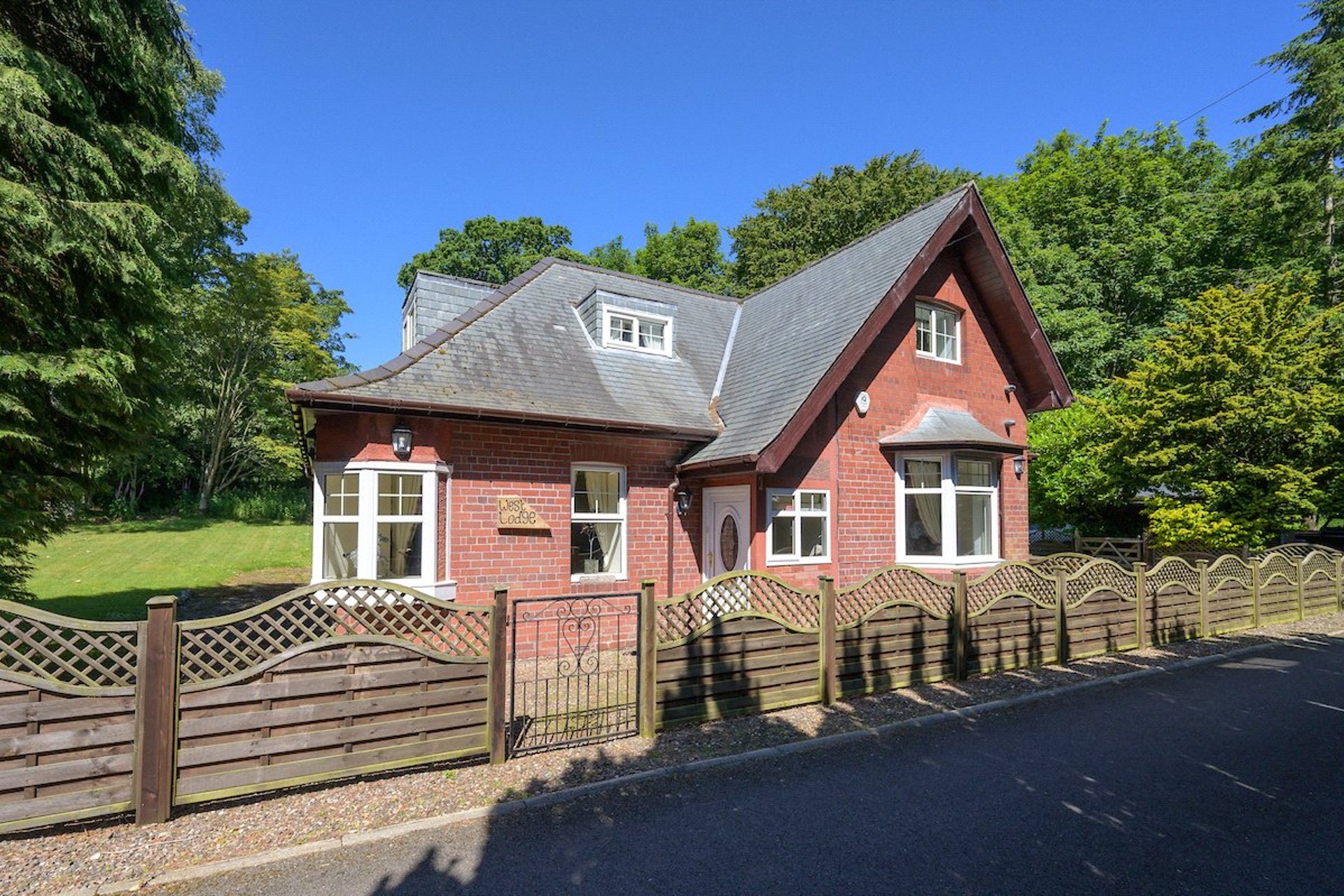 Dolphinton House Estate, Dolphinton, West Linton, South Lanarkshire, EH46 7AB - Picture #54
