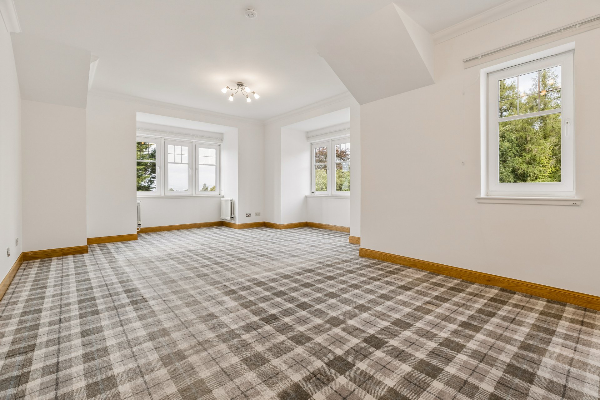 Flat J, 2 Whitecraigs Court, Giffnock, Glasgow, East Renfrewshire, G46 6SY - Picture #3