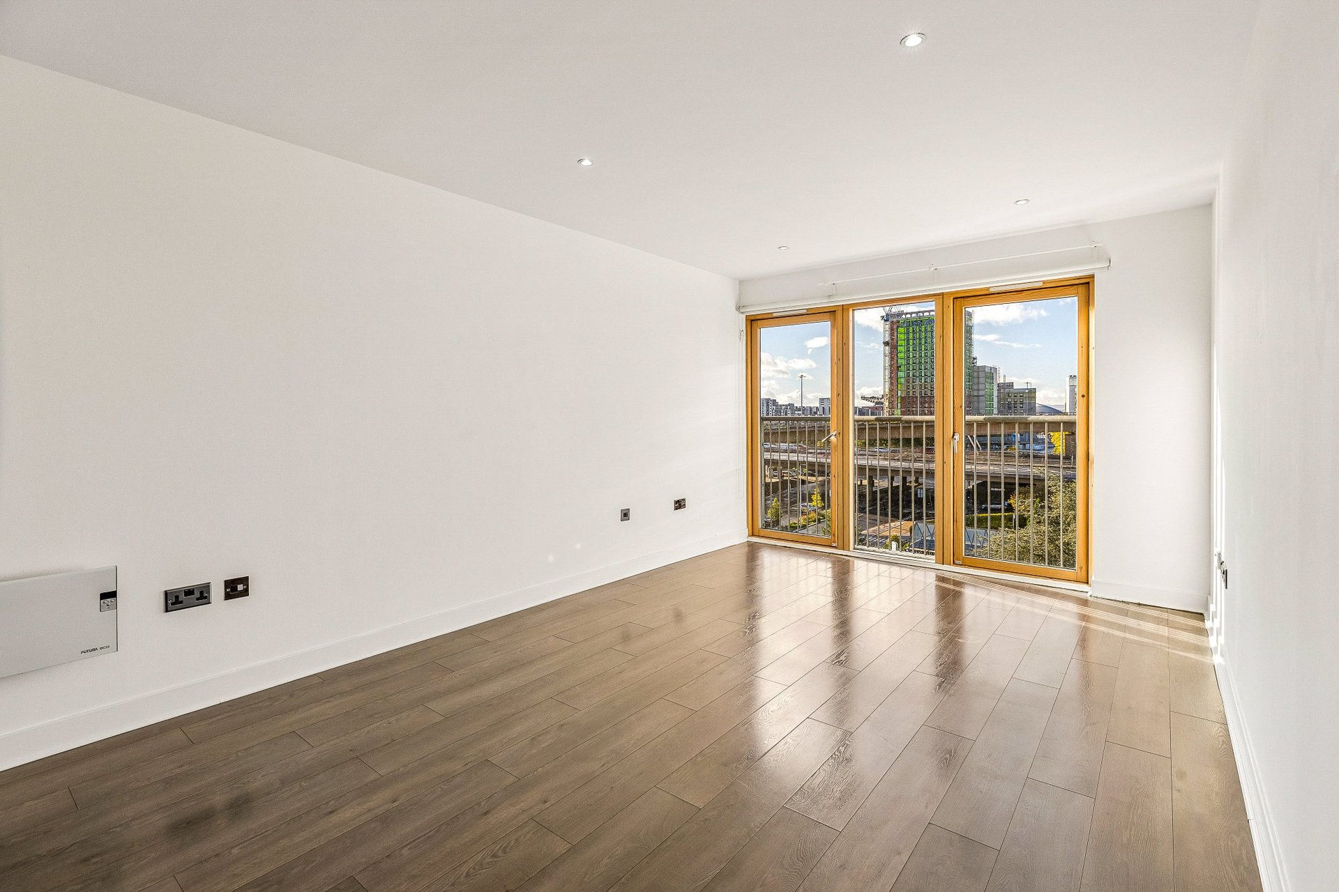 Flat 6/2, Block 2, 490 Argyle Street, City Centre, Glasgow, G2 8AN - Picture #3
