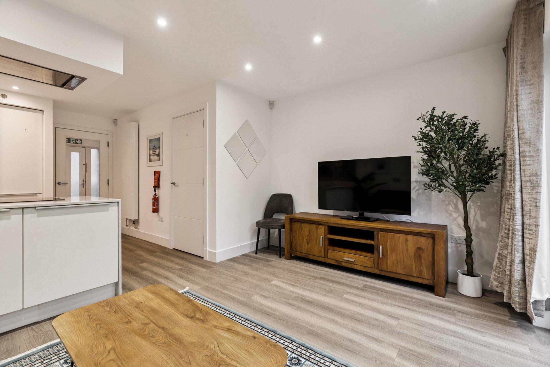 28 Festival Court, Prince's Quay, Glasgow, G51 1BD - Picture #5