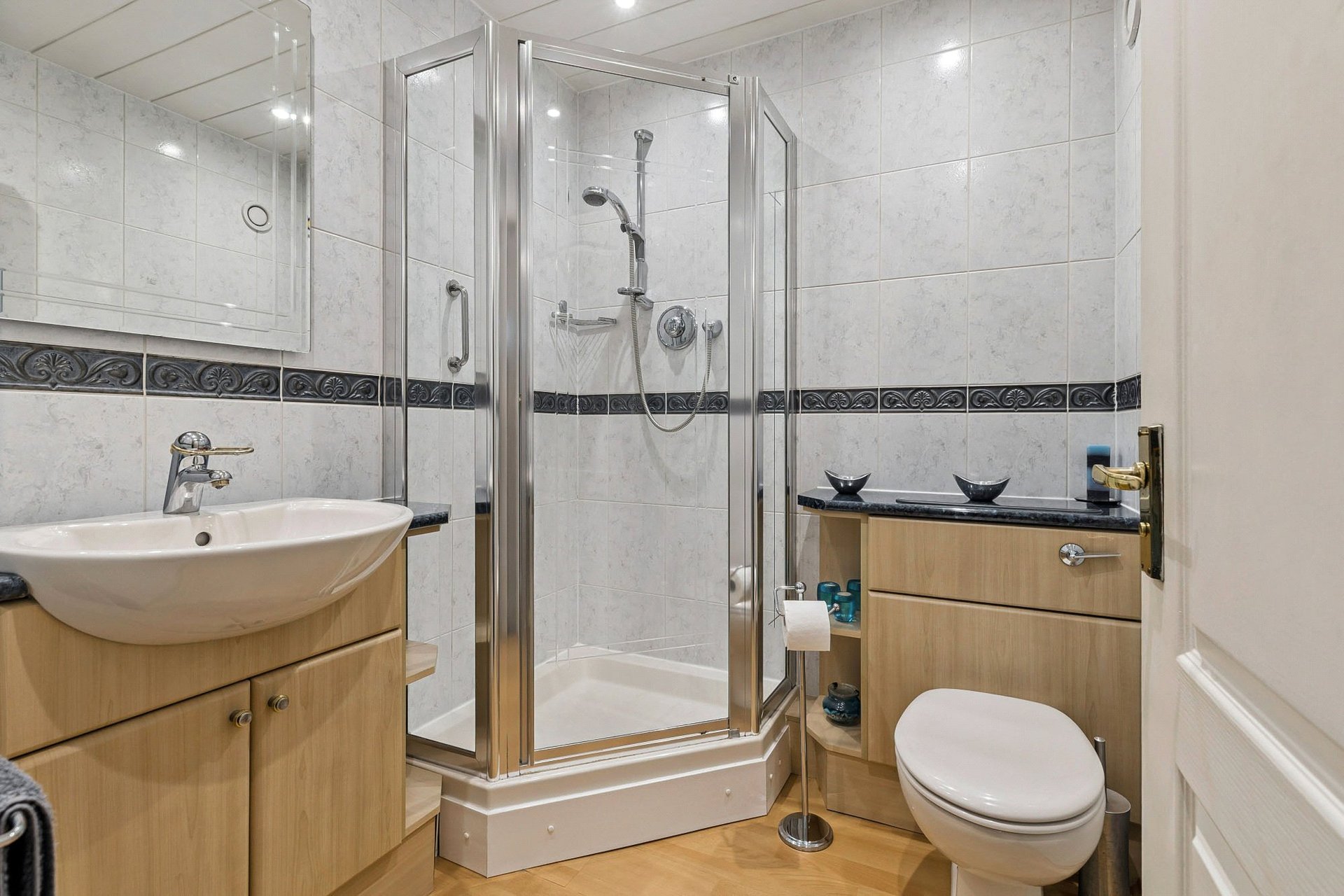 5 Lochside, 45 Drymen Road, Bearsden, G61 2SB - Picture #22