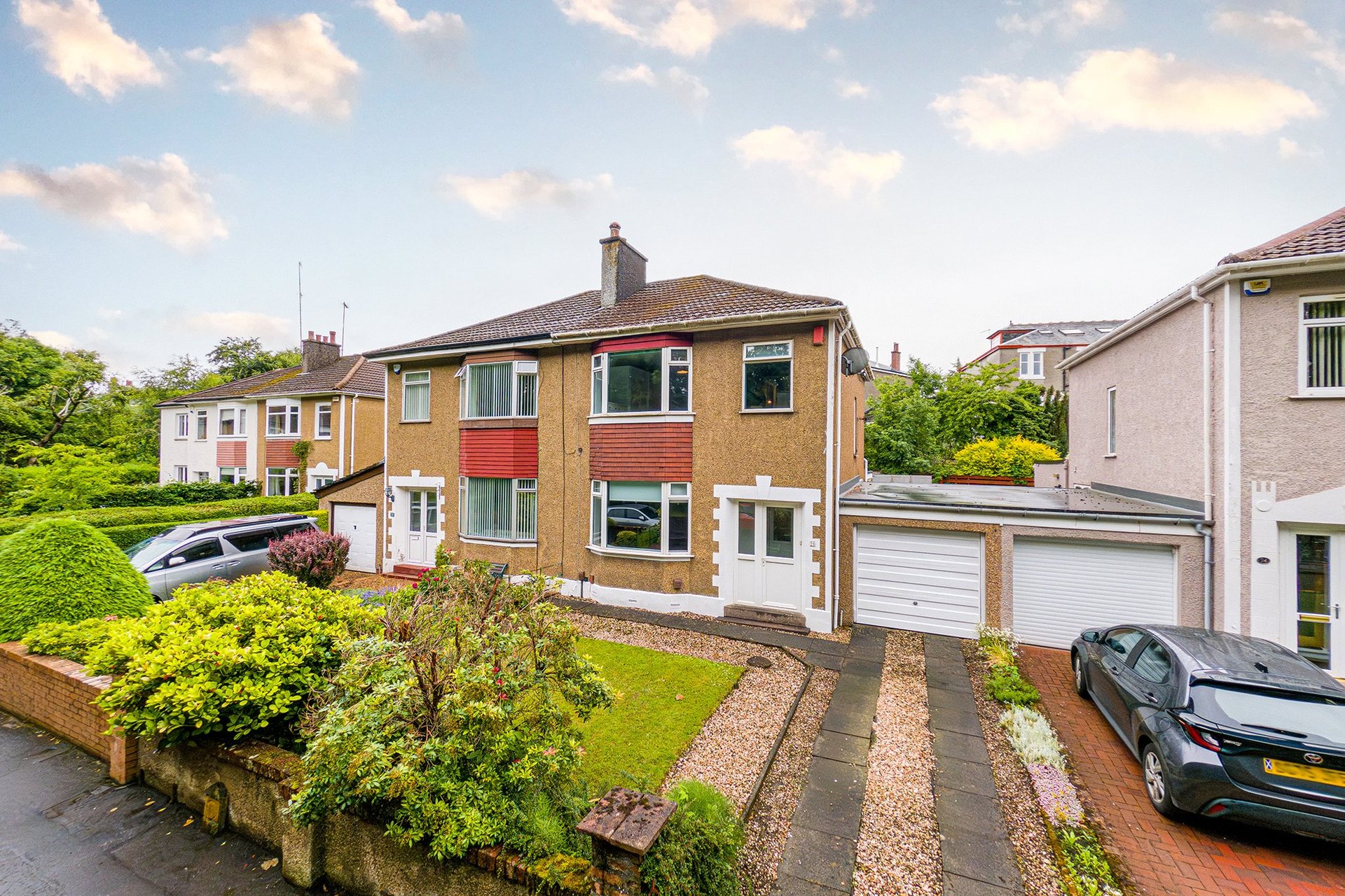 76 Gordon Drive, Netherlee, East Renfrewshire, G44 3TN - Picture #2