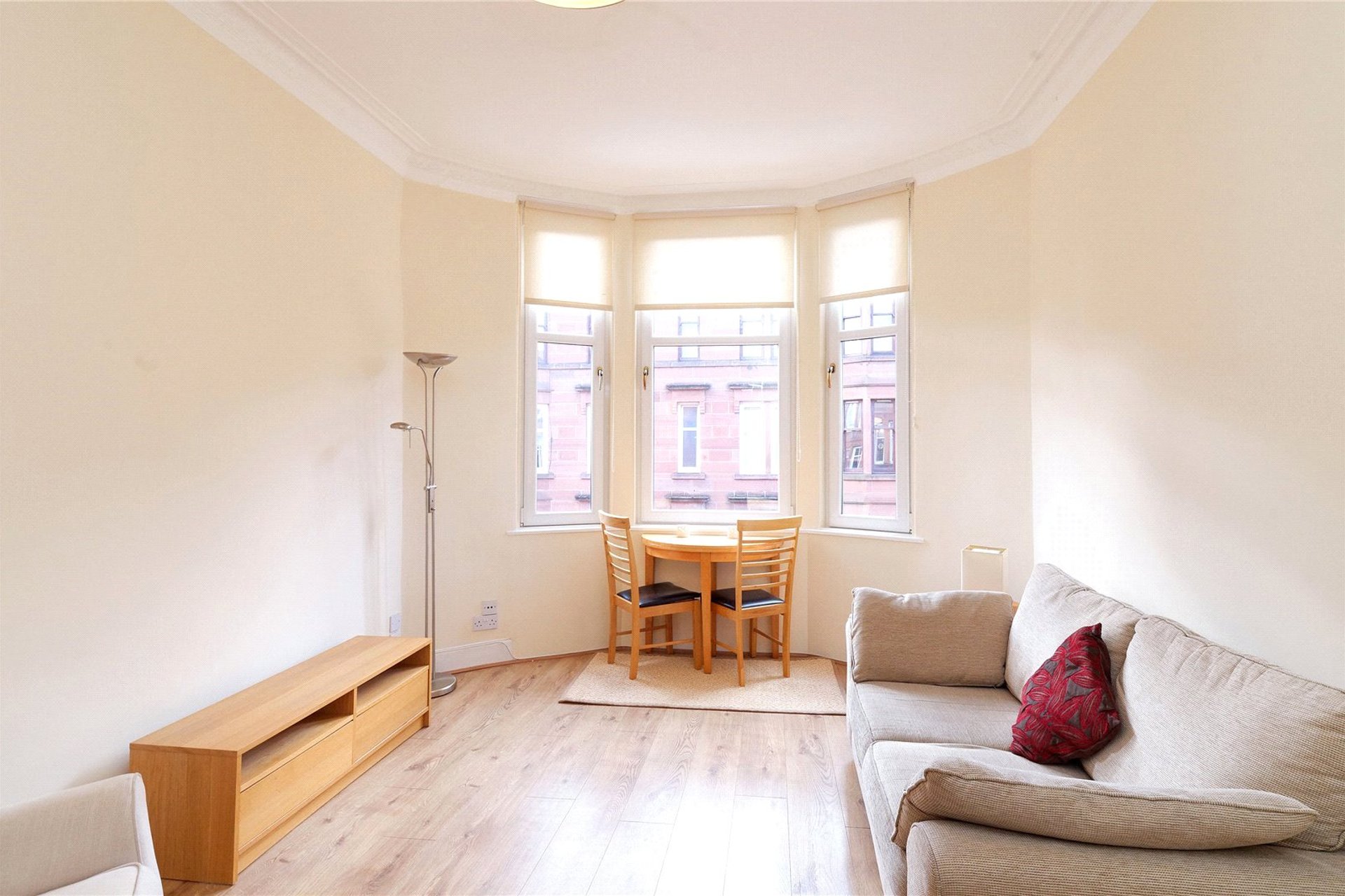 2/2, 10 Kildonan Drive, Glasgow, G11 7XA - Picture #2