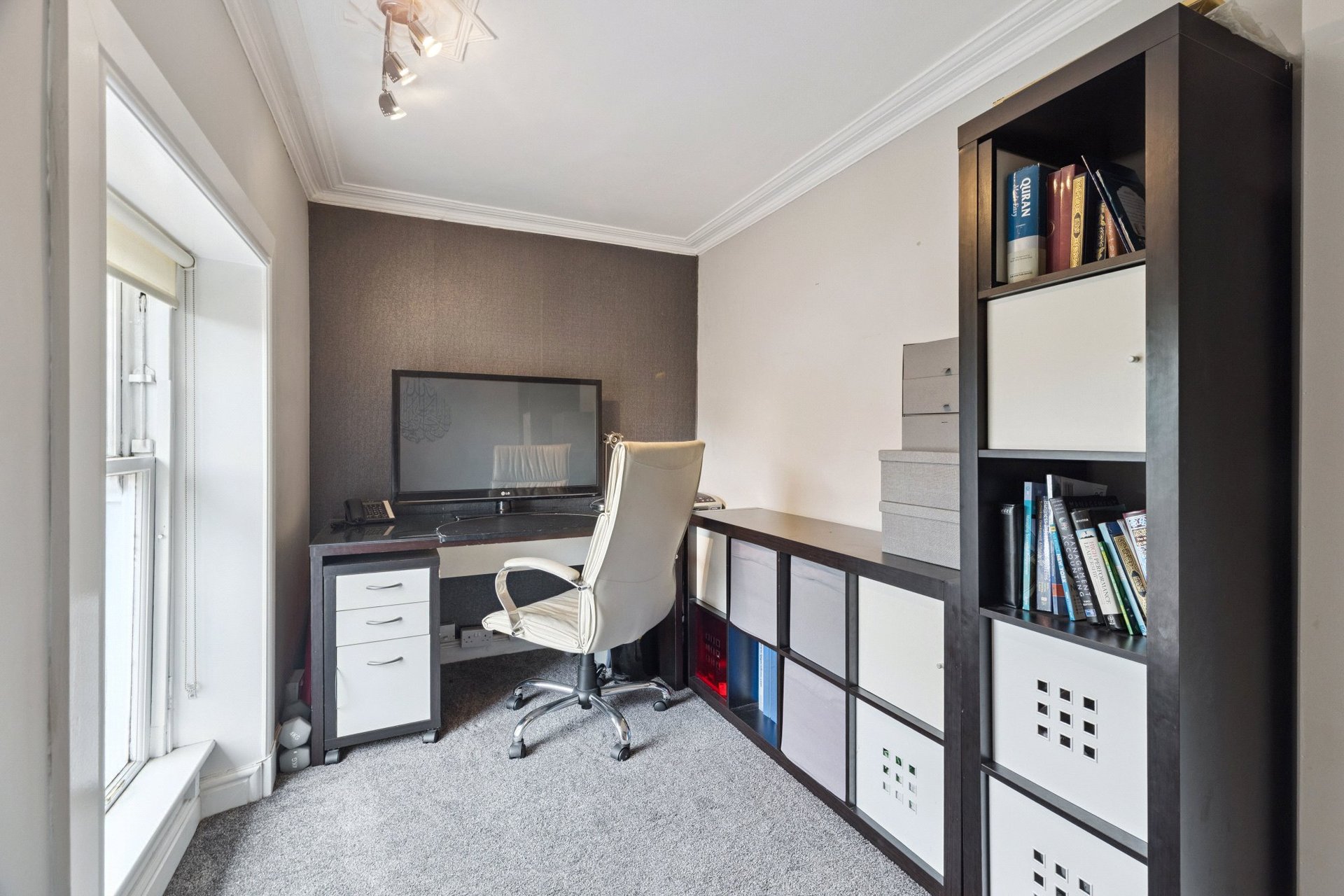 3 Larch Road, Dumbreck, Glasgow, G41 5DA - Picture #16