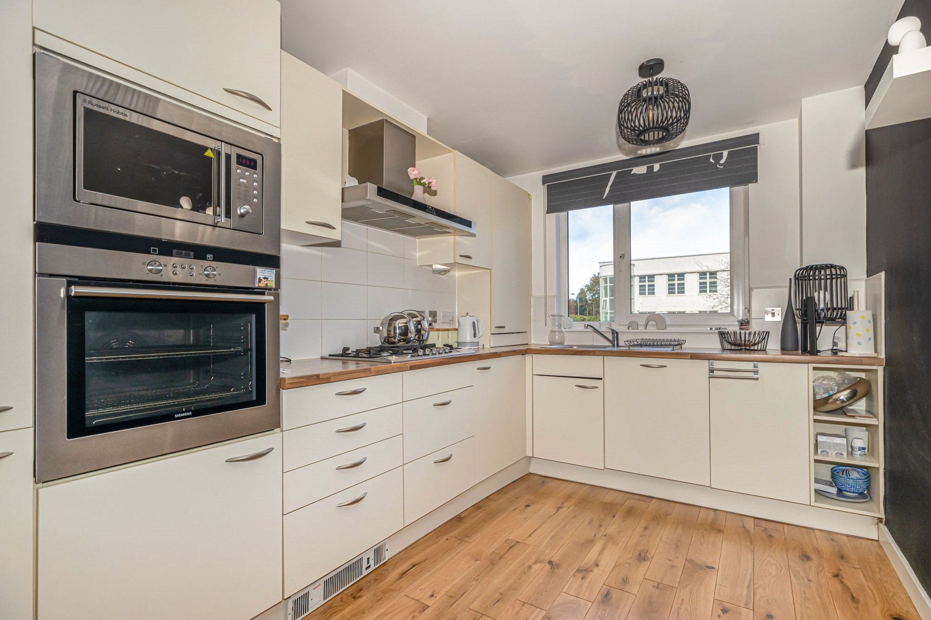11 Cairnhill View, Bearsden, G61 1RR - Picture #8