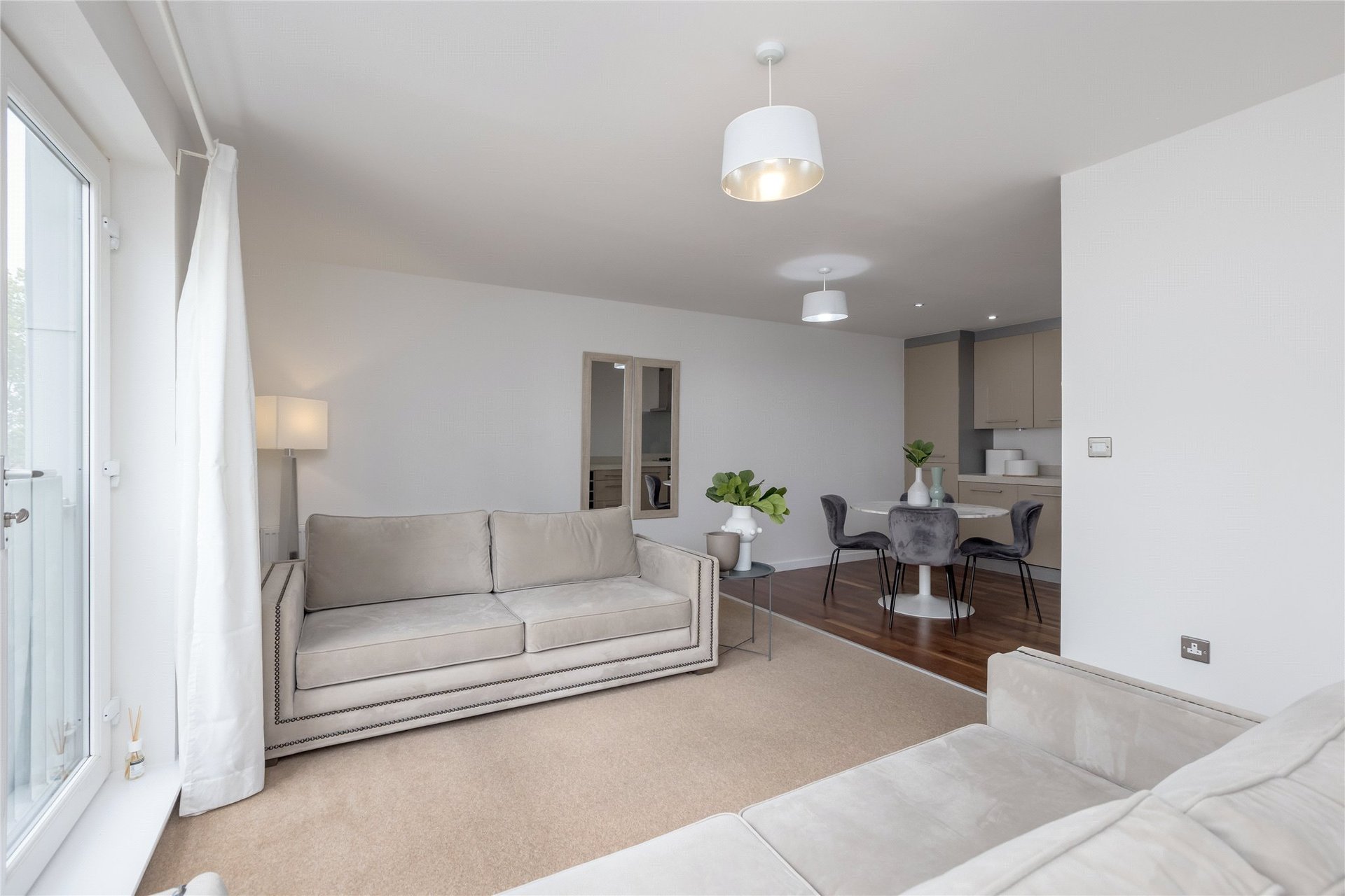 Flat 5, 32 Kimmerghame Drive, Edinburgh, Midlothian, EH4 2GJ - Picture #5