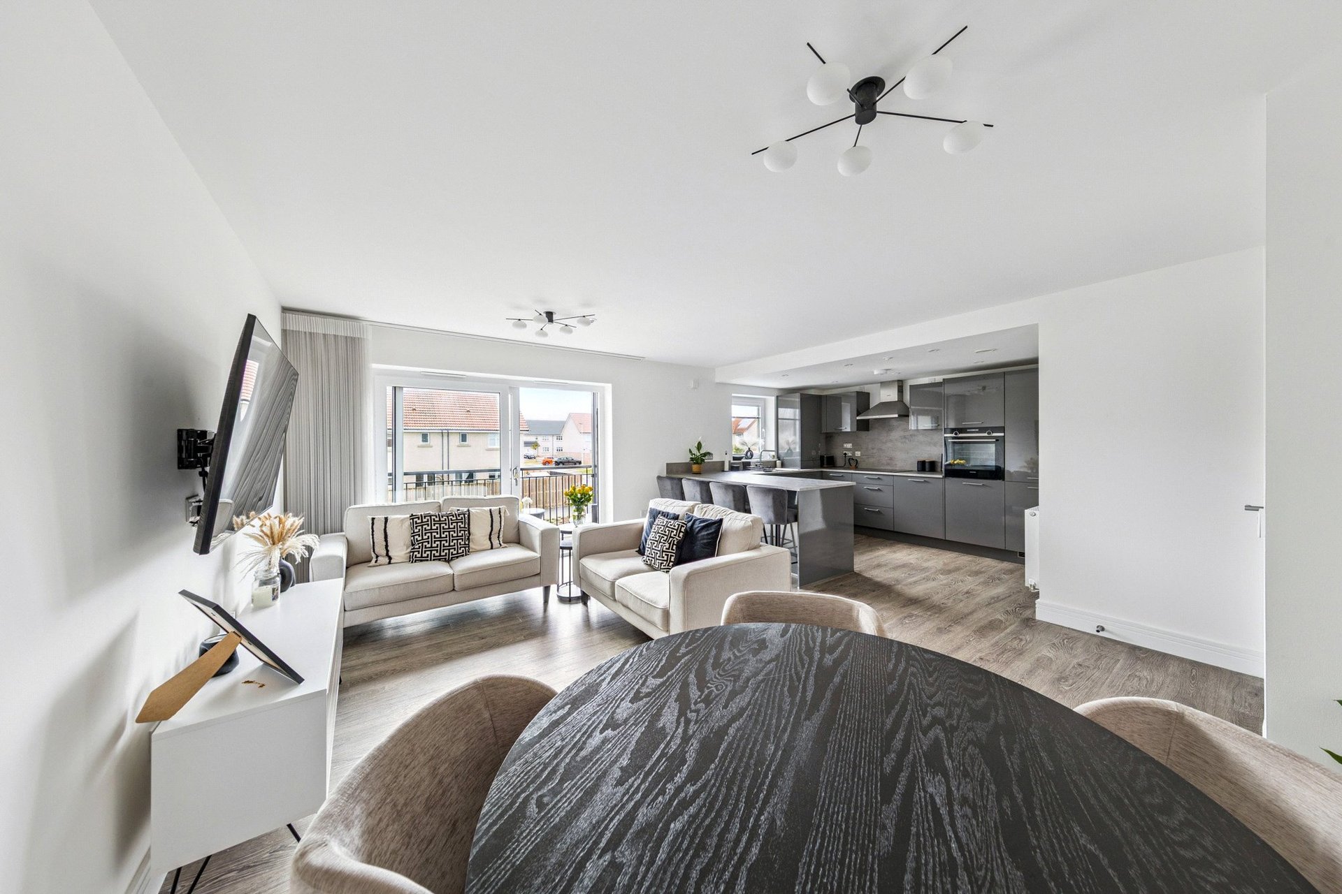 Flat 1/4, 2 Dervaig Wynd, Newton Mearns, Glasgow, G77 5XE - Picture #14