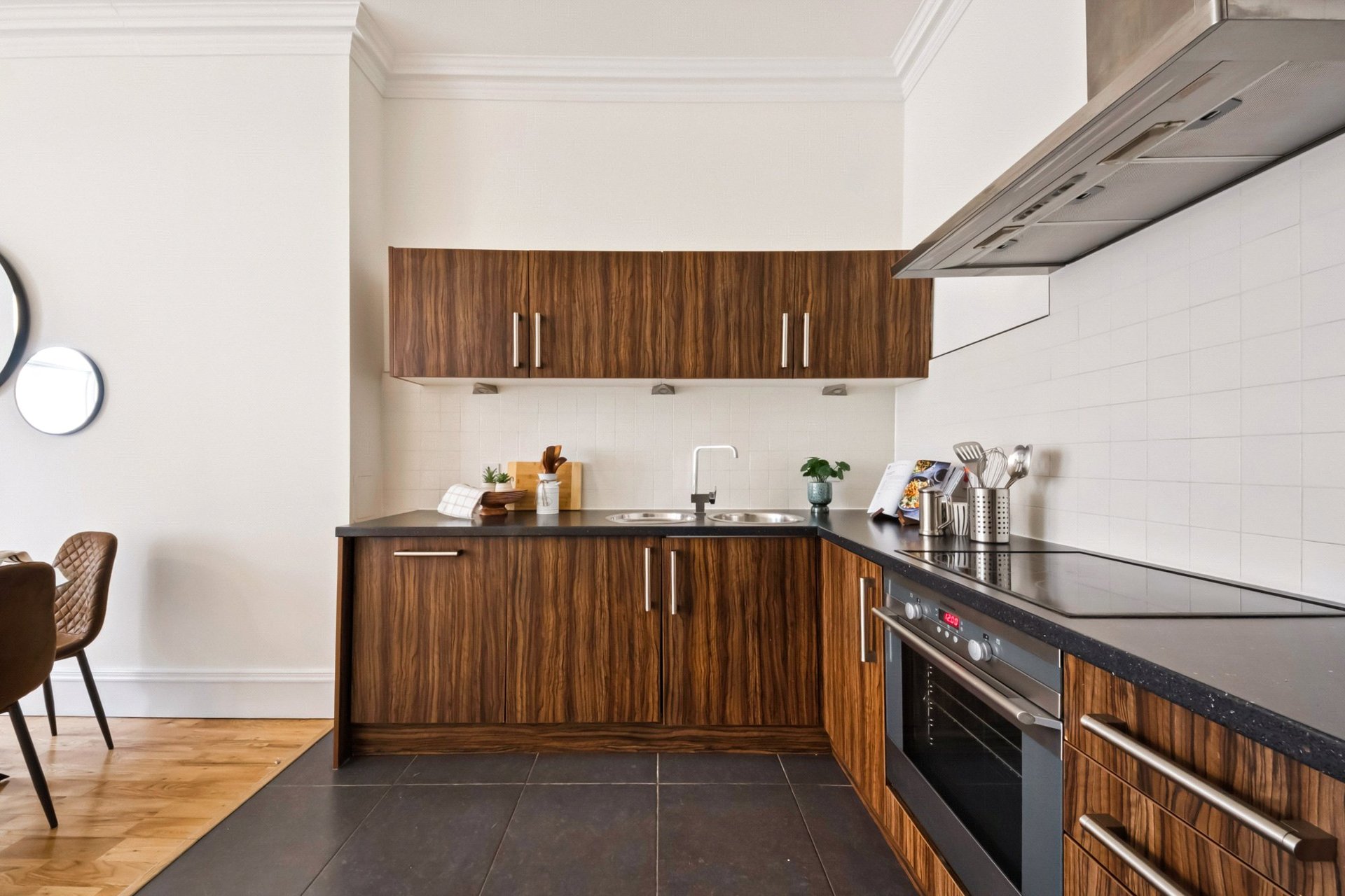 Top Flat, 12 Cecil Street, Hillhead, Glasgow, G12 8RQ - Picture #14