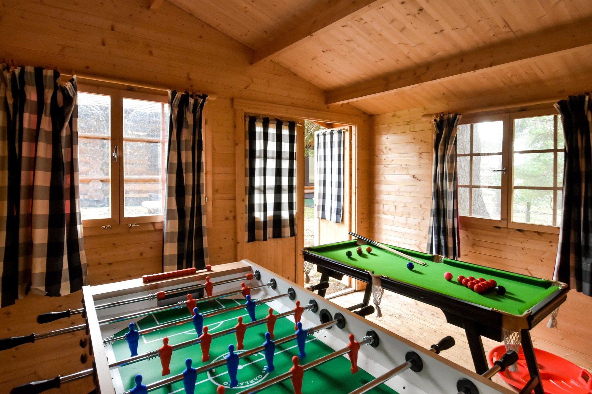 Mountain Bear Lodge, Nethy Bridge, Inverness-Shire, PH25 3DY - Picture #42