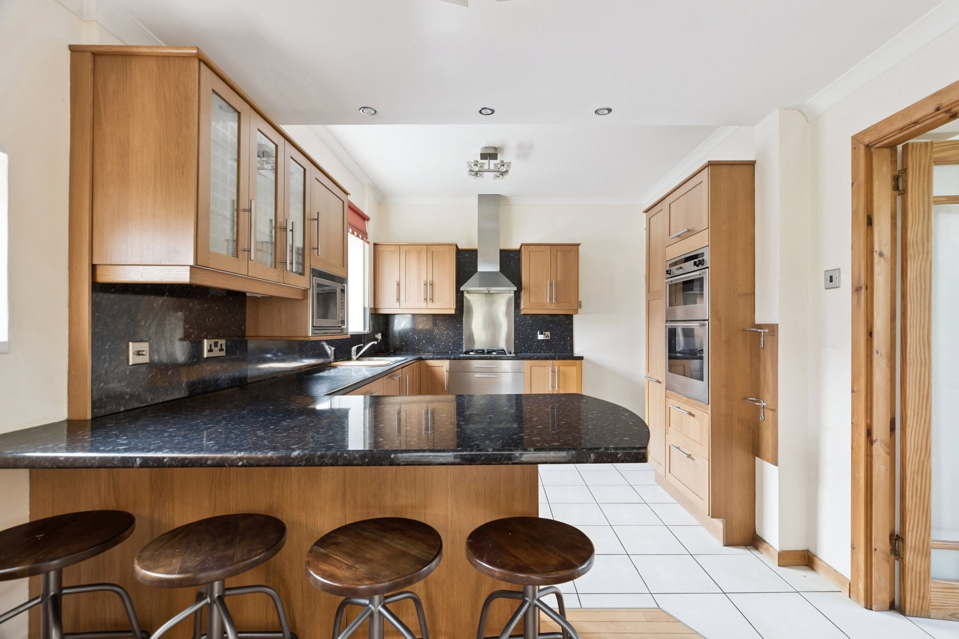 5 Heather Avenue, Bearsden, G61 3AN - Picture #13