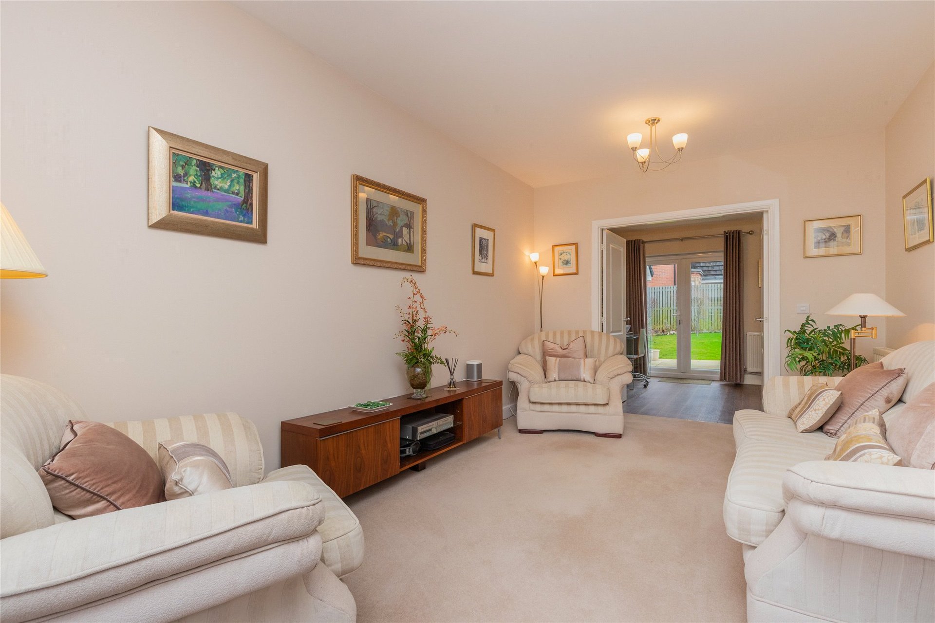 60 Raeswood Crescent, Crookston, Glasgow City, G53 7HE - Picture #2