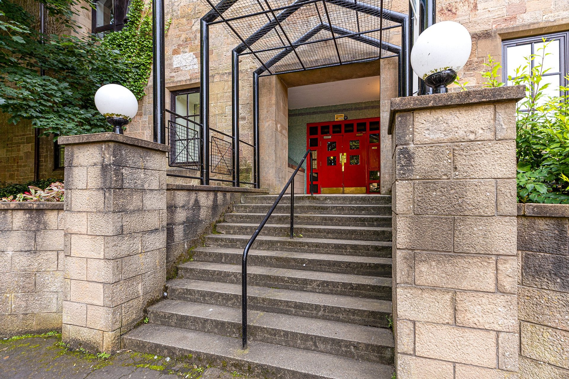 Flat 3/2, 153 Bell Street, Collegelands, Glasgow City, G4 0TD - Picture #2