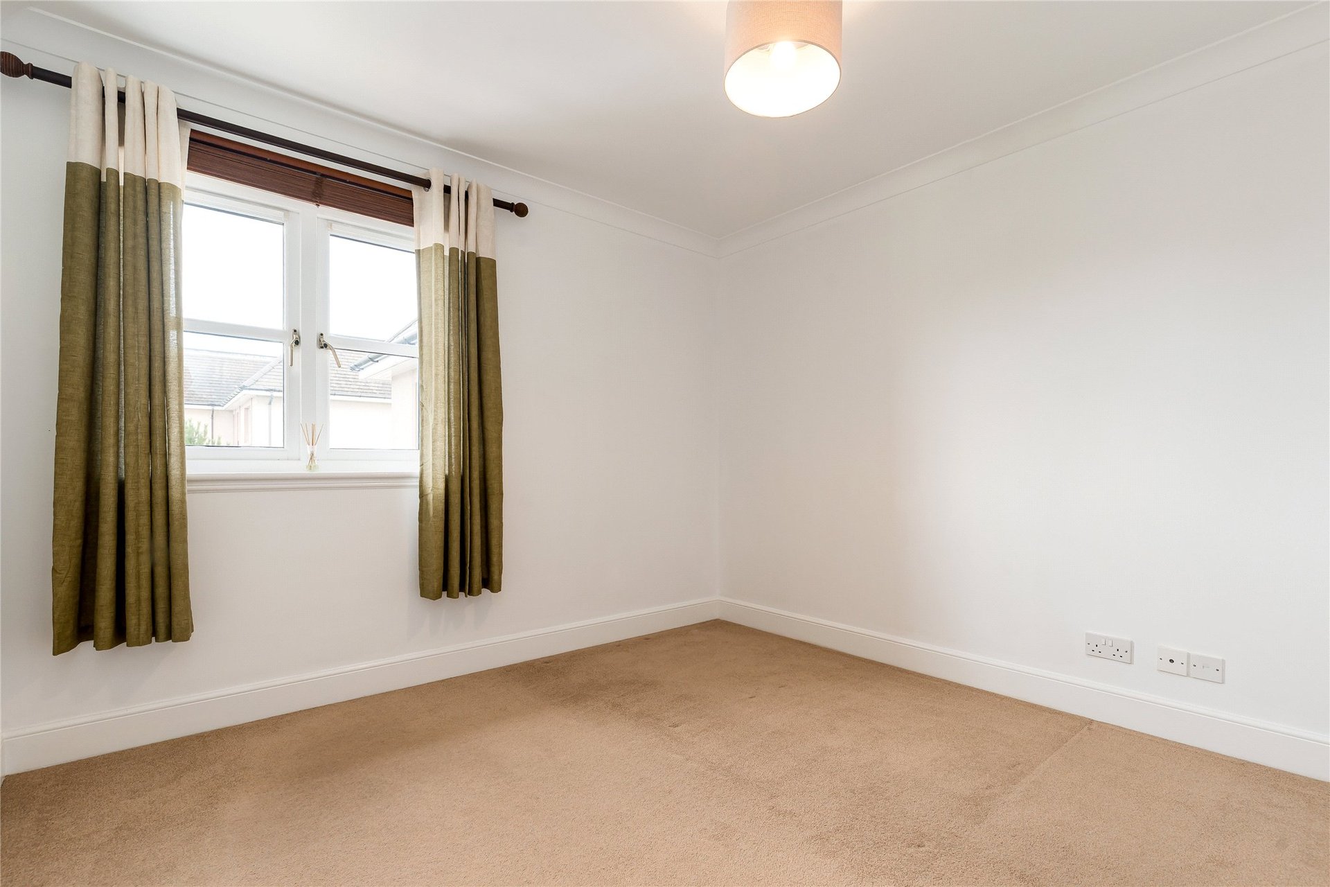 26/11 Rattray Grove, Greenbank, Edinburgh, EH10 5TL - Picture #13