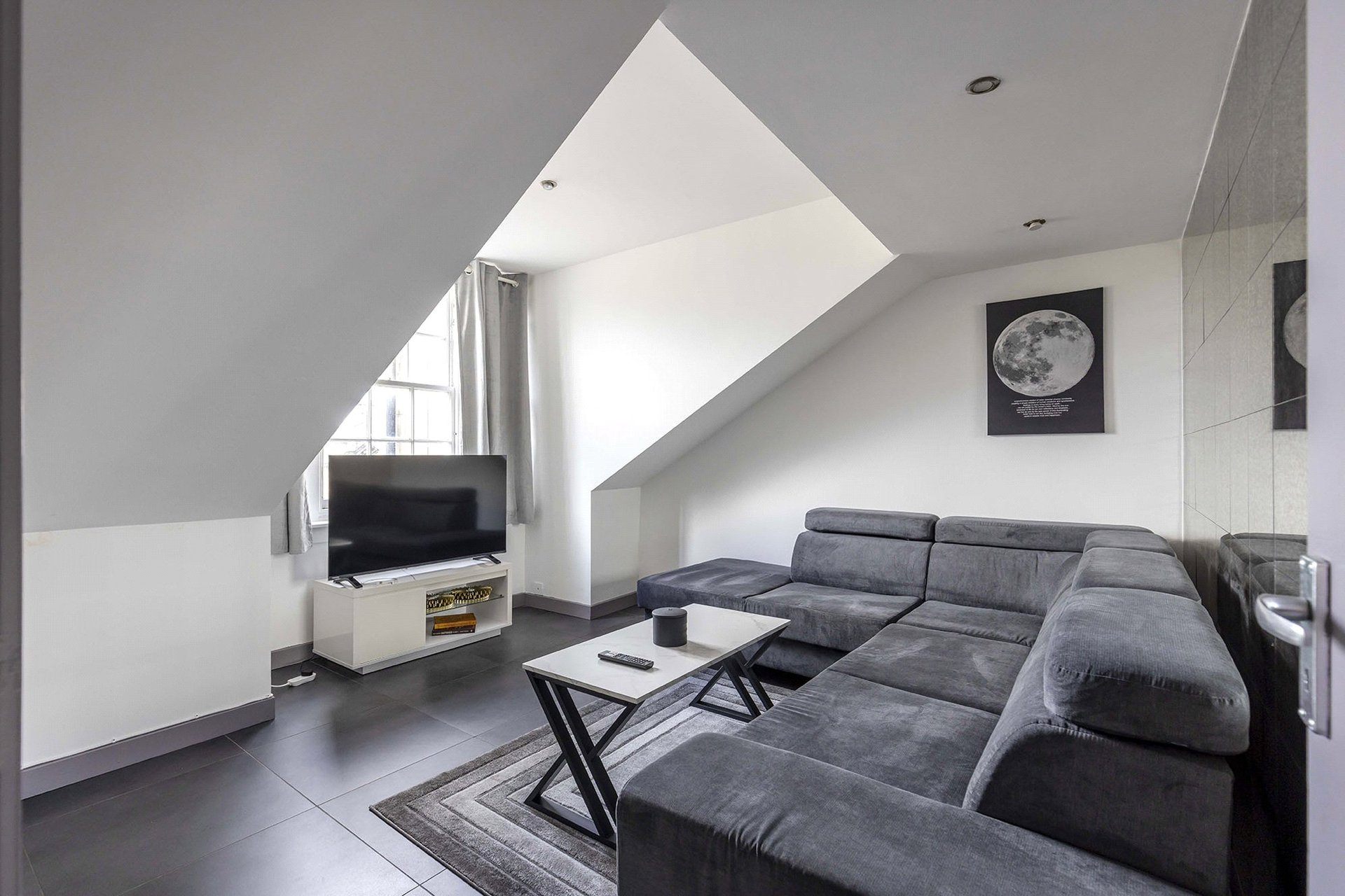 3F3, 99 Shandwick Place, Edinburgh, EH2 4SD - Picture #3