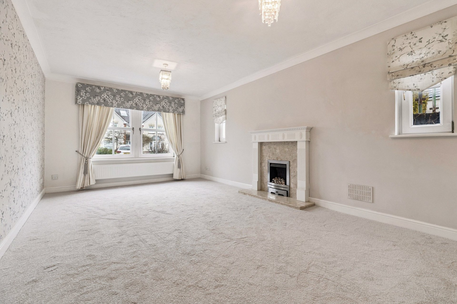 5 Cresswell Place, Newton Mearns, Glasgow, G77 5FD - Picture #4