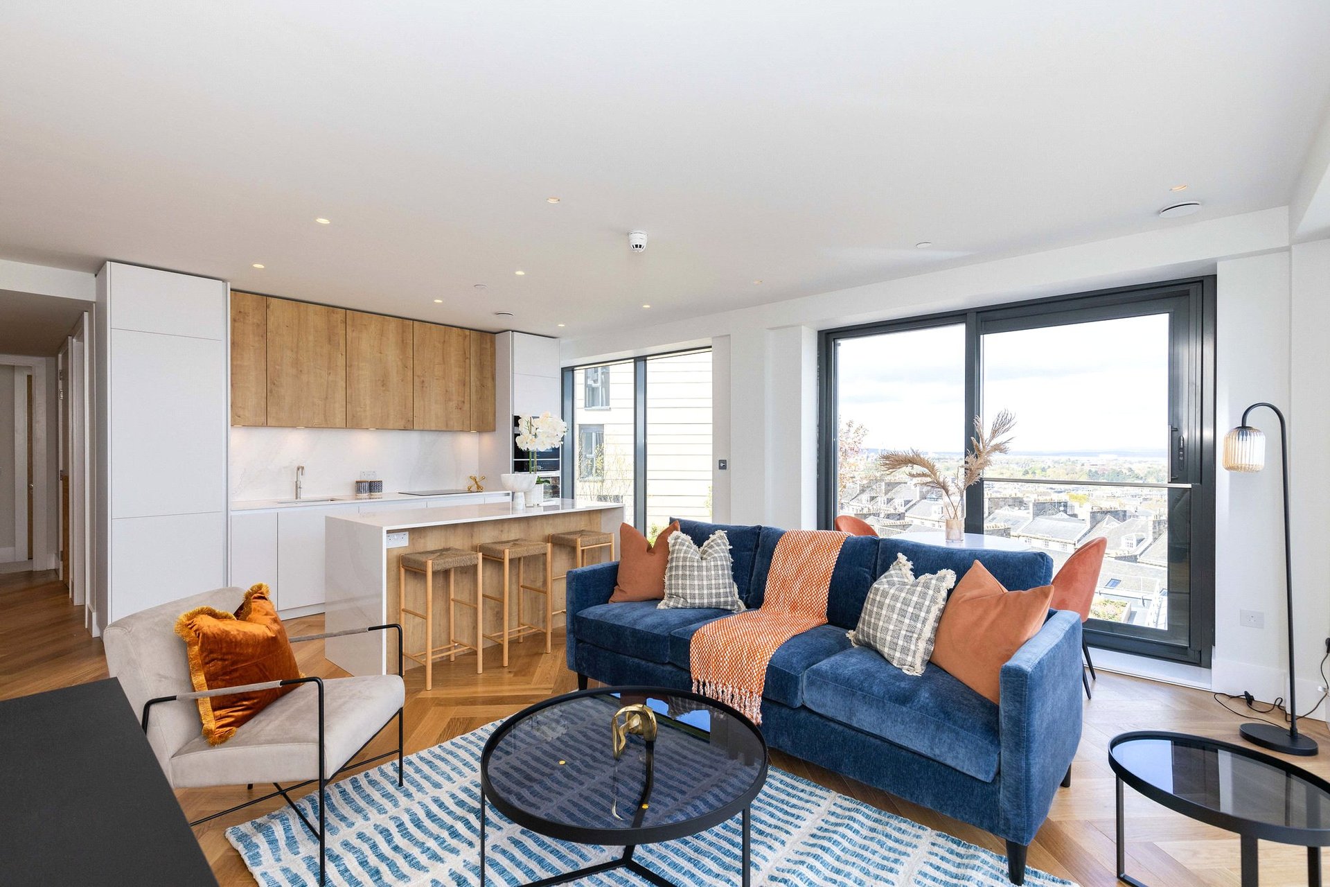 Flat 5 (Pavilion A), 1 St James Place, Edinburgh, Midlothian, EH1 3BP - Picture #3