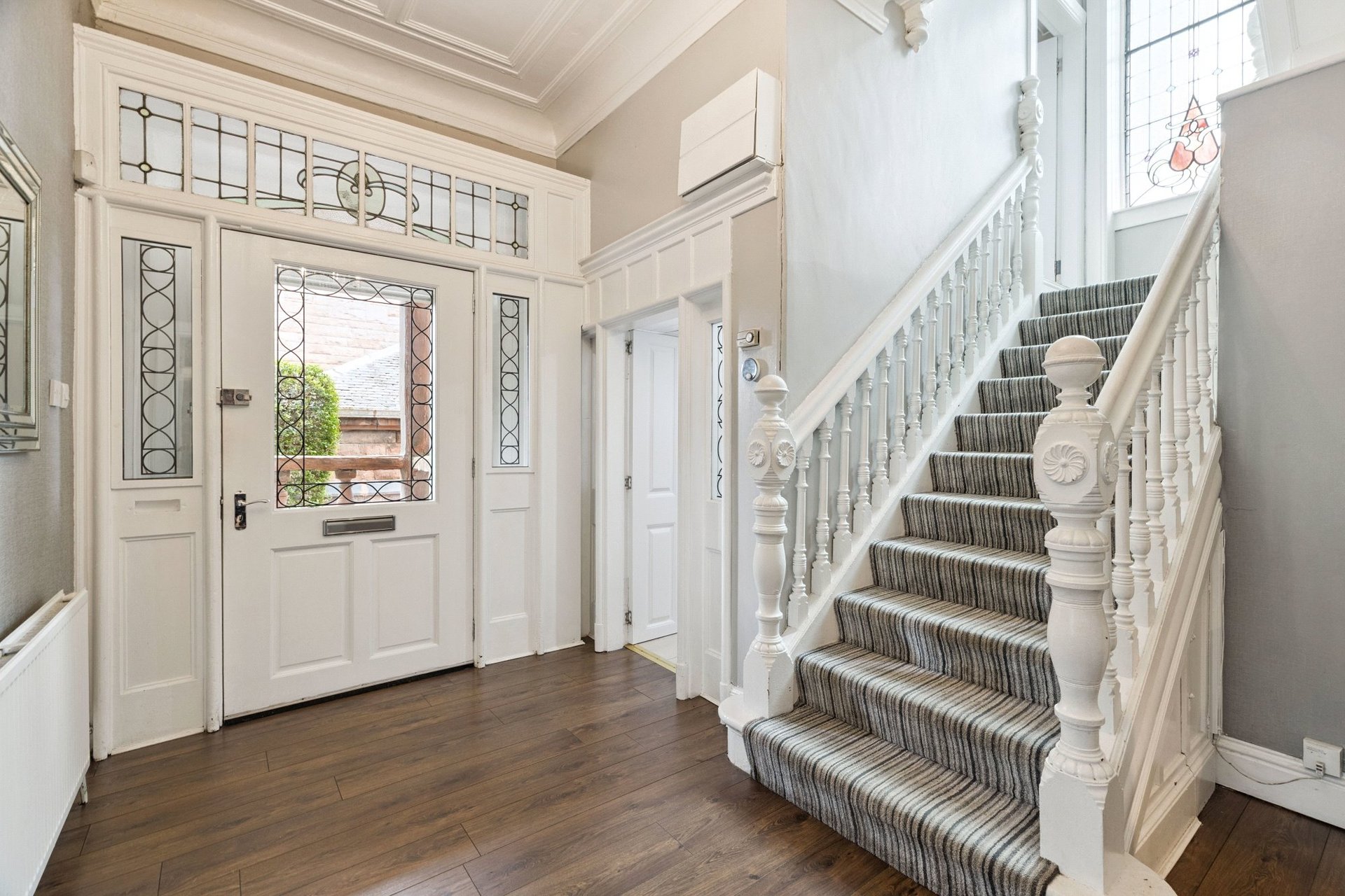 3 Larch Road, Dumbreck, Glasgow, G41 5DA - Picture #4