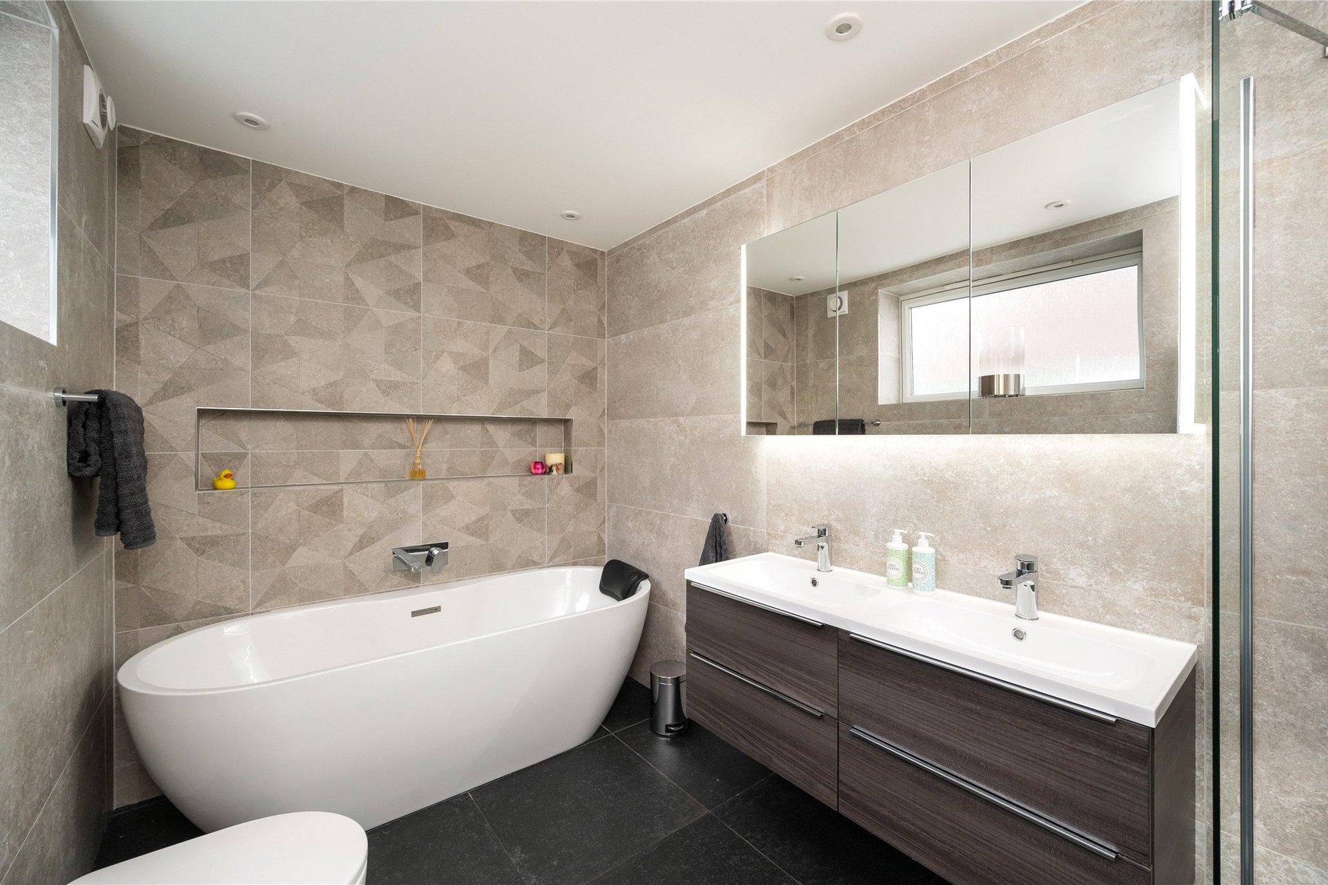 Woodside, King's Avenue, Longniddry, East Lothian, EH32 0QN - Picture #15