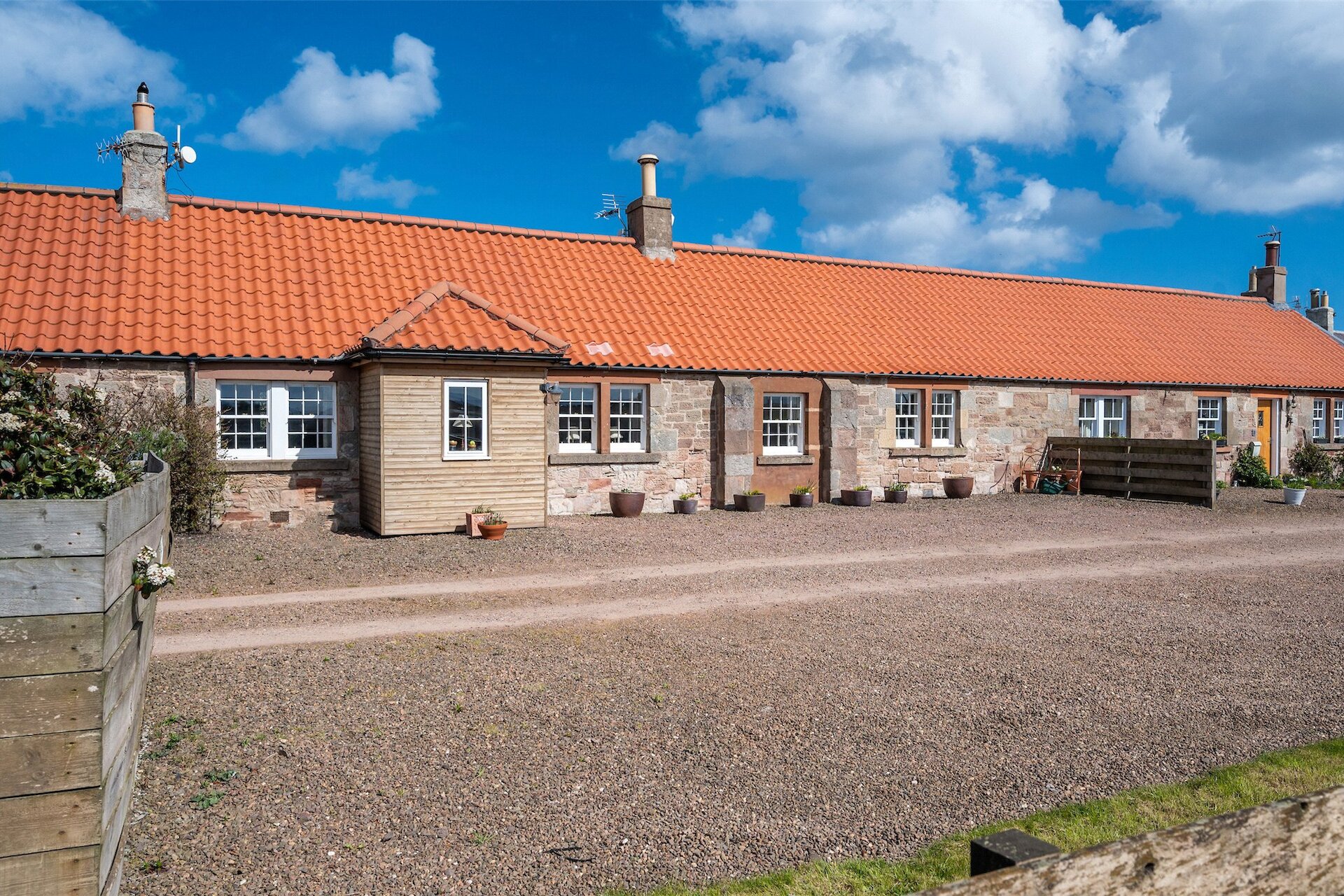 2 Castleton Farm Cottage, North Berwick, East Lothian, EH39 5PN - Picture #1