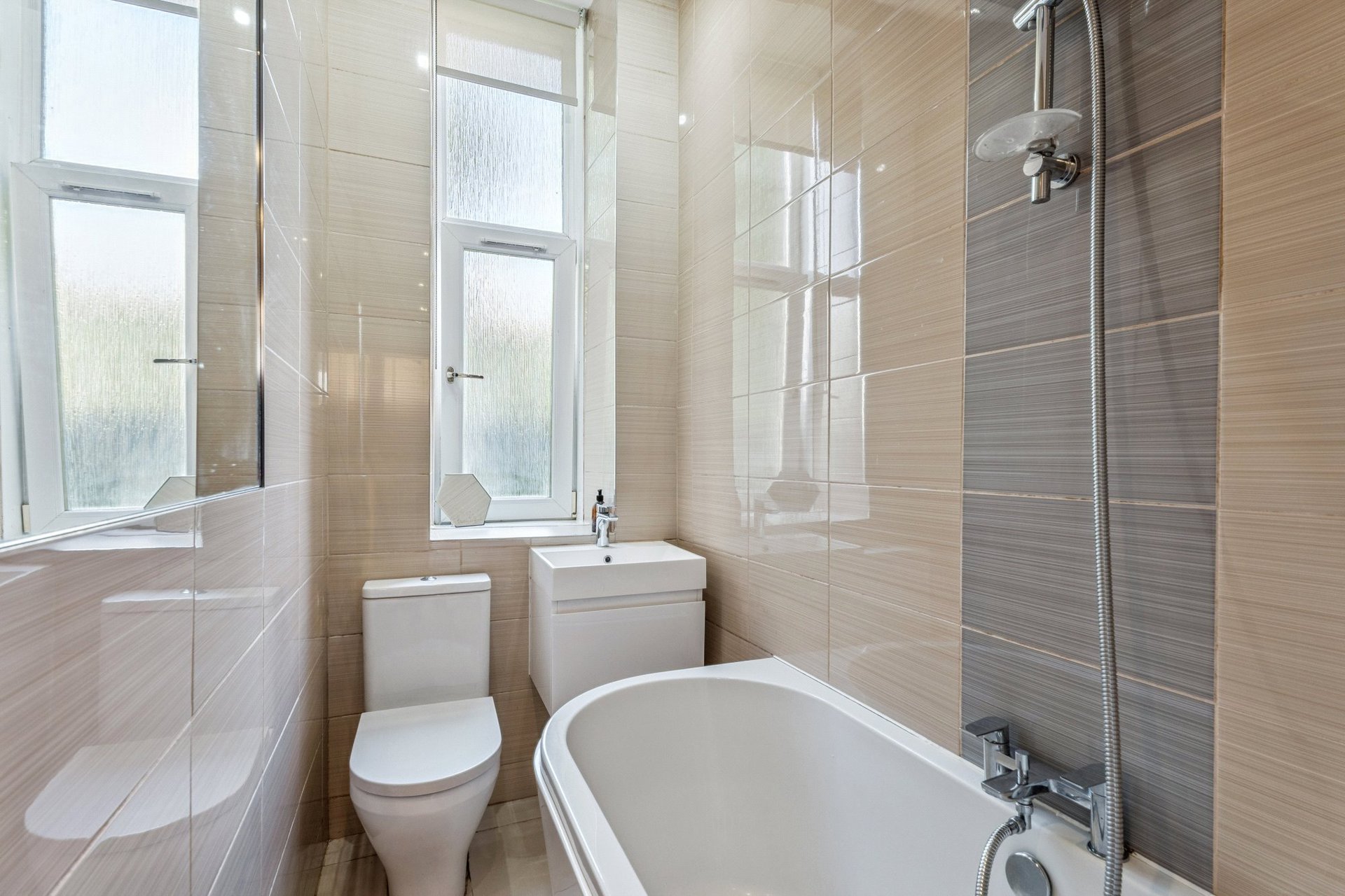 Main Door, 40 Trefoil Avenue, Shawlands, Glasgow, G41 3PE - Picture #17