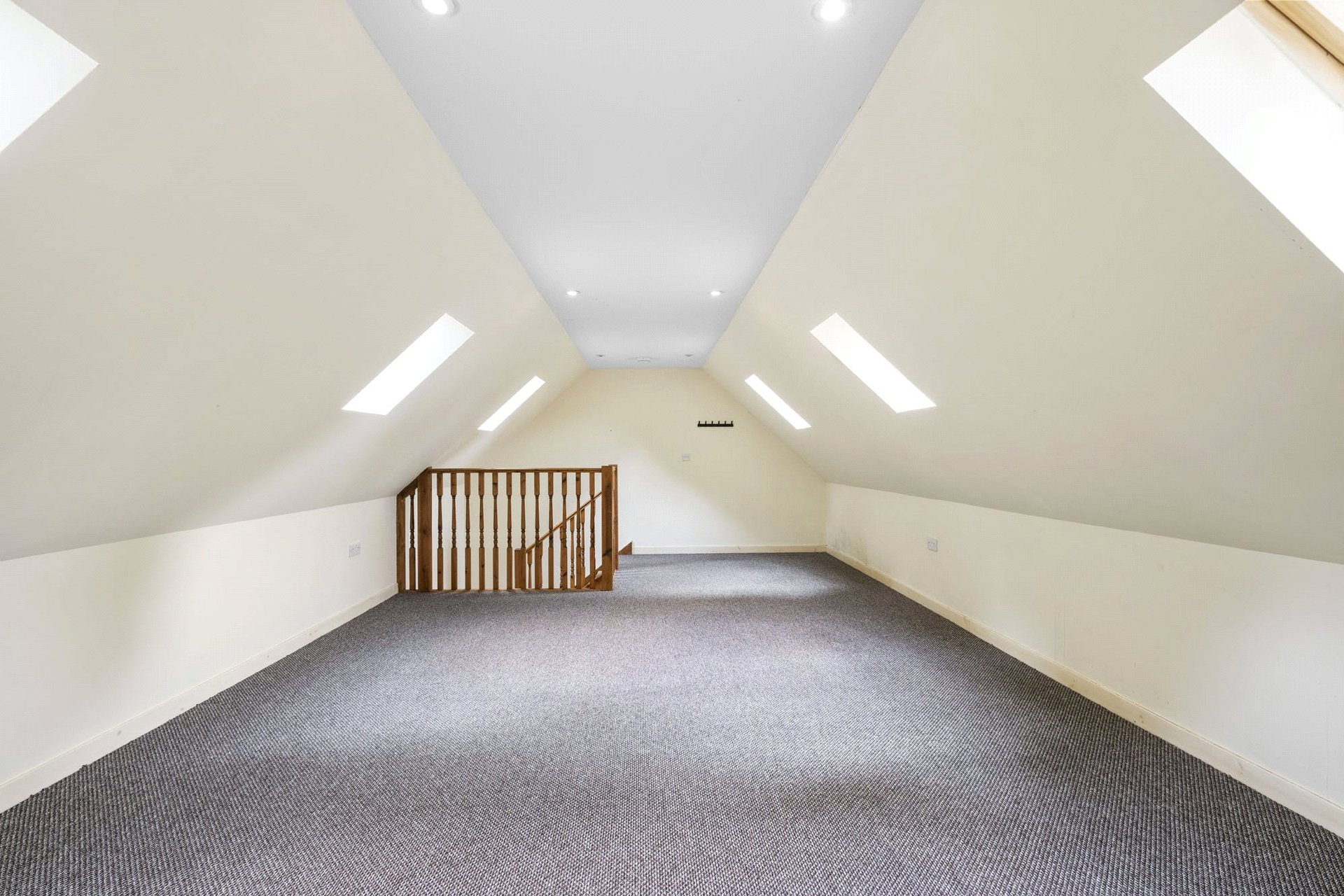 Birdsfield, Huntly Road, Melrose, Scottish Borders, TD6 9SB - Picture #31