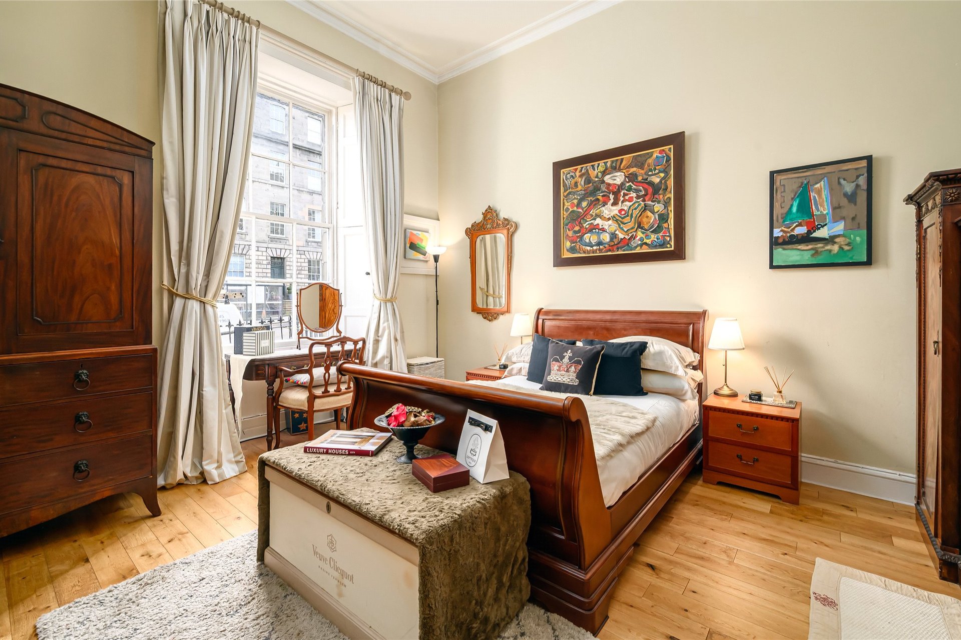 13 Fettes Row, Edinburgh, EH3 6RH - Picture #16
