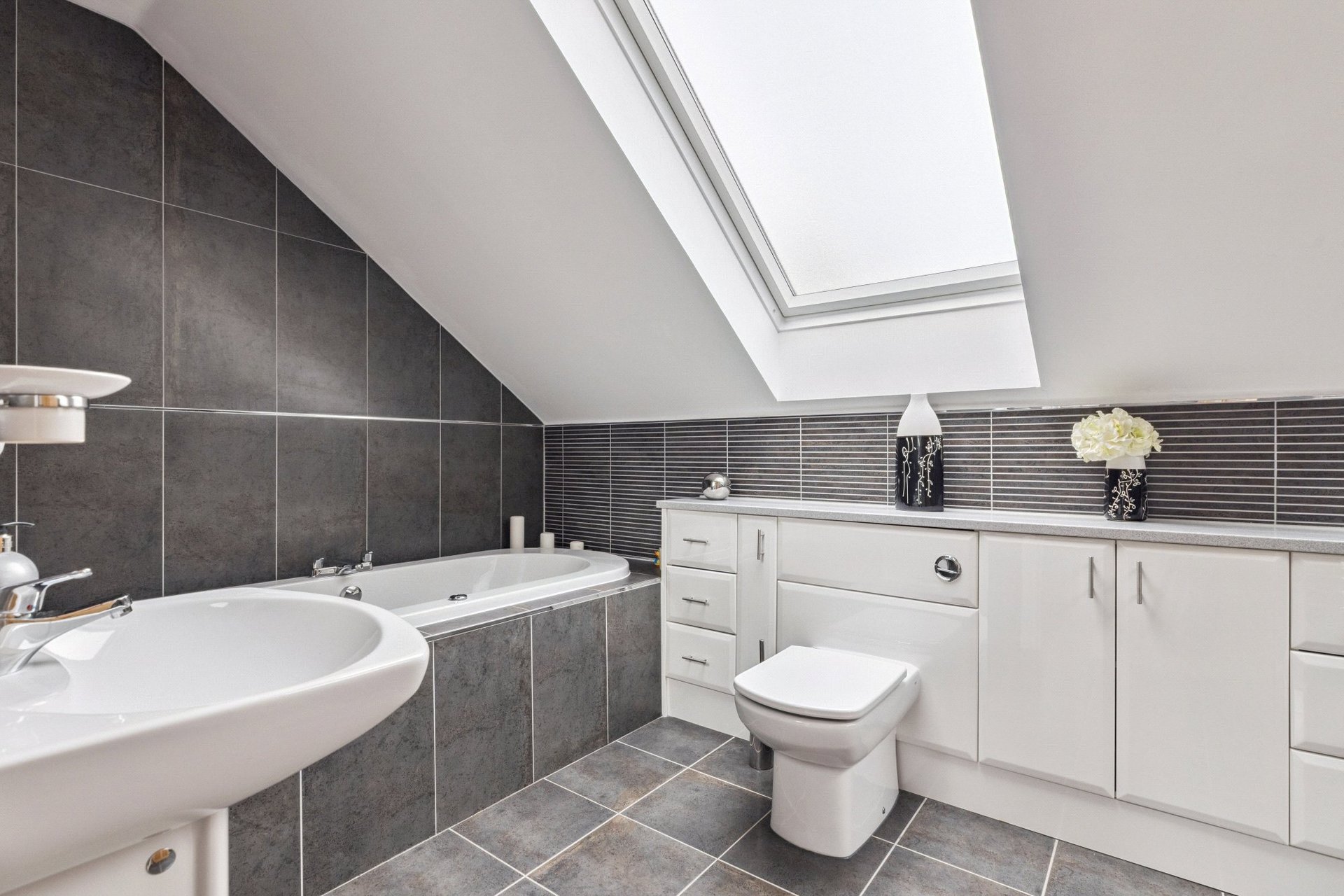 2 Park Drive, Thorntonhall, Glasgow, South Lanarkshire, G74 5AS - Picture #52