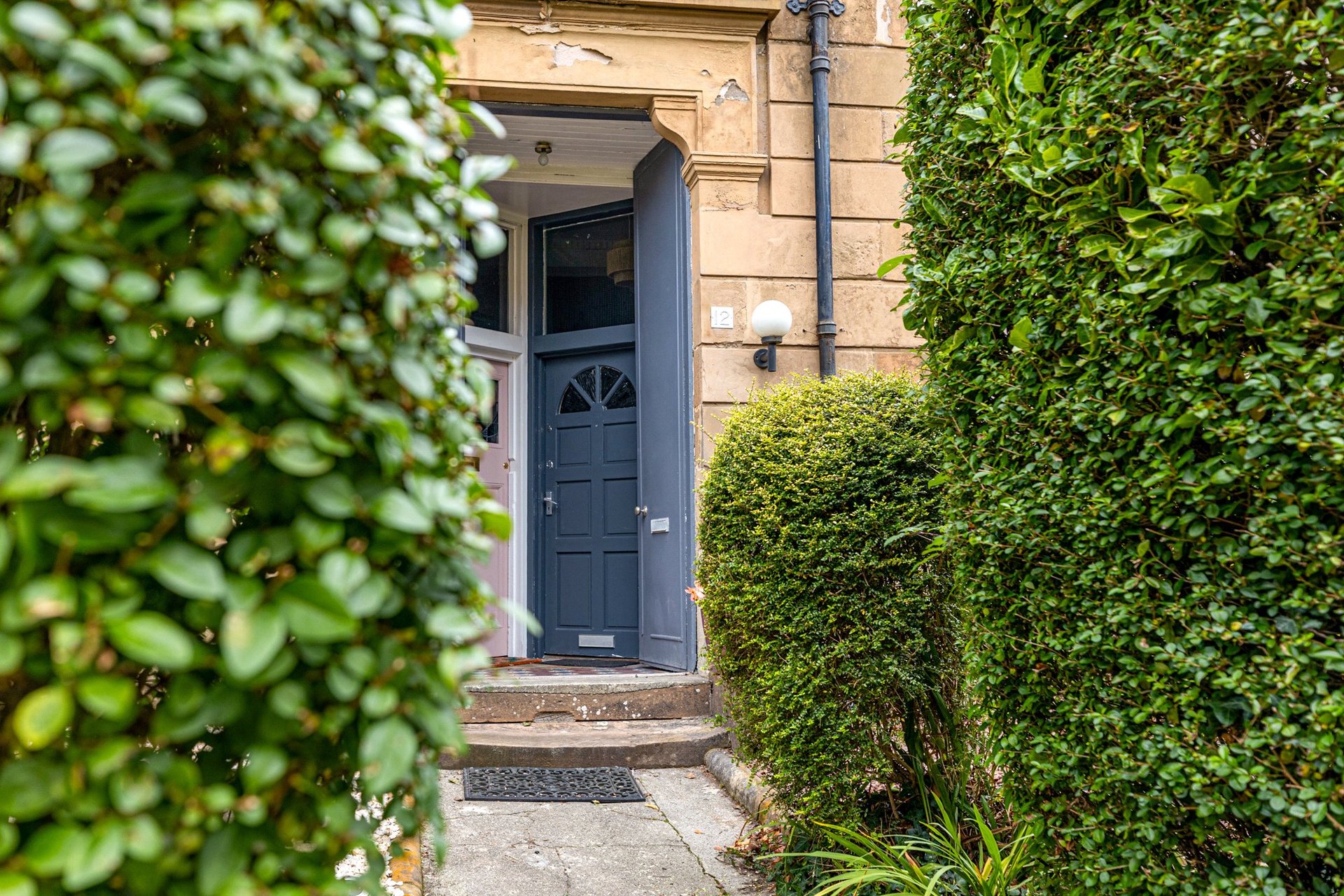 Flat 1, 12 Cathkin Road, Langside, Glasgow, G42 9UB - Picture #2