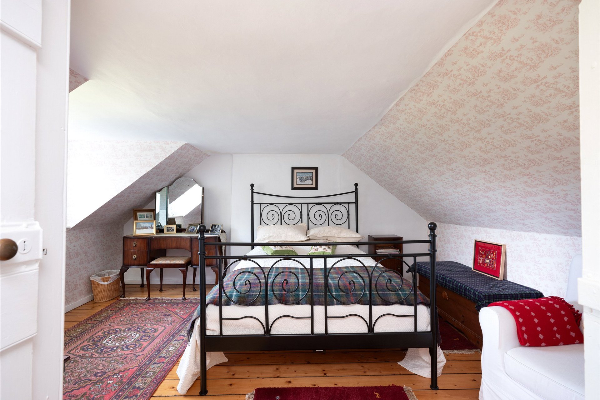 Nether Horsburgh Farmhouse, Innerleithen, Scottish Borders, EH44 6RE - Picture #28