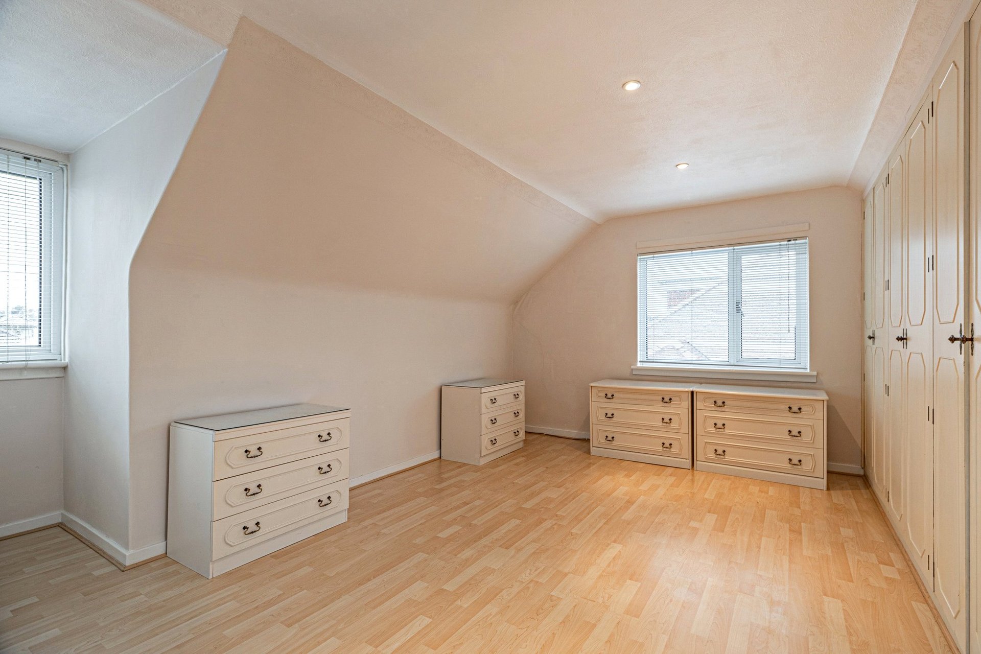 49 Hazelwood Avenue, Newton Mearns, Glasgow, East Renfrewshire, G77 5QT - Picture #15