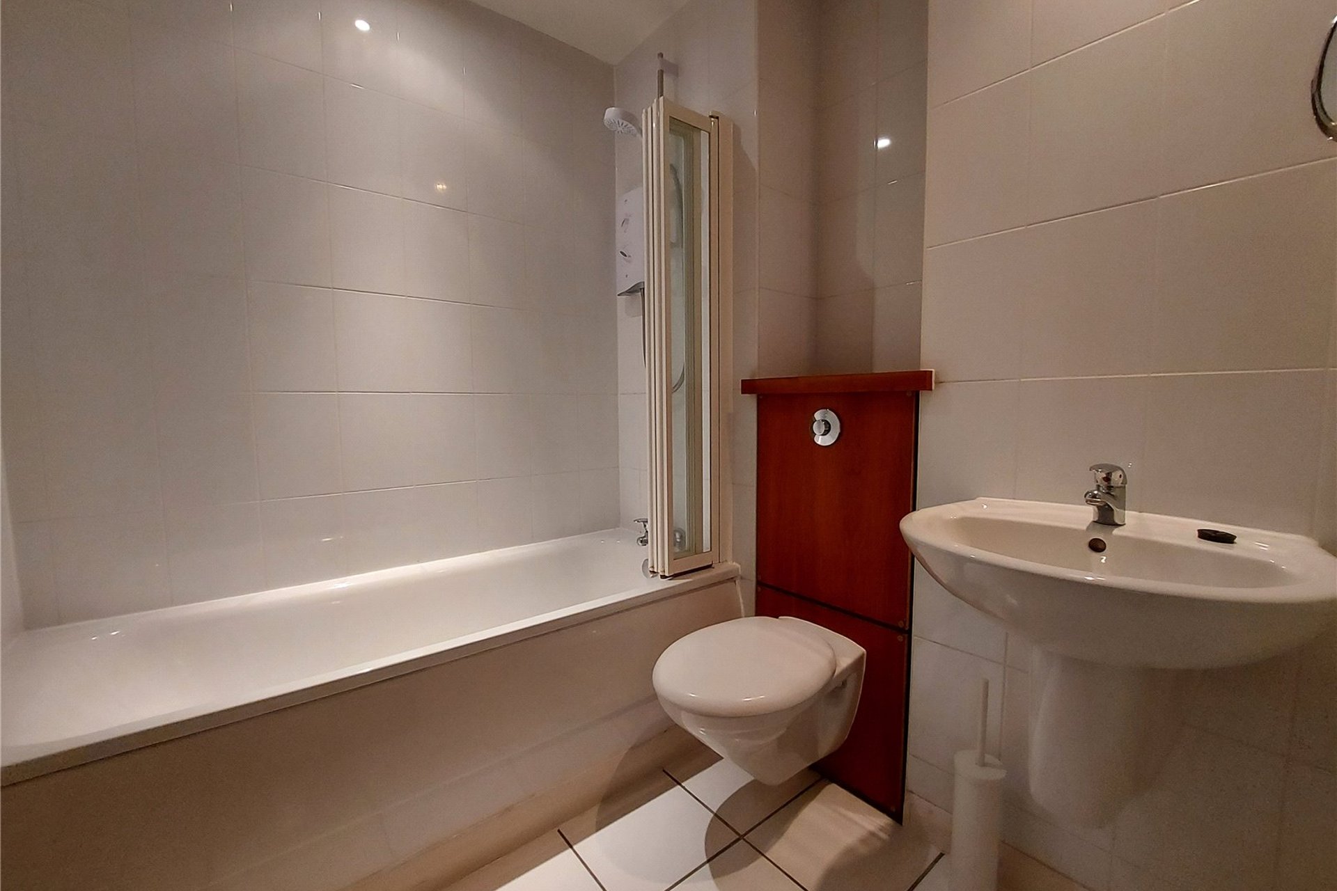 Flat 6, 2 Portland Gardens, Leith, Edinburgh, EH6 6NA - Picture #8