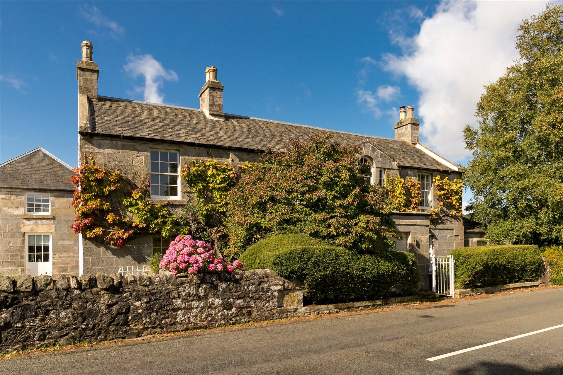Mill Farmhouse, Mill Farm Road, Aberdour, Burntisland, KY3 0RG - Picture #16