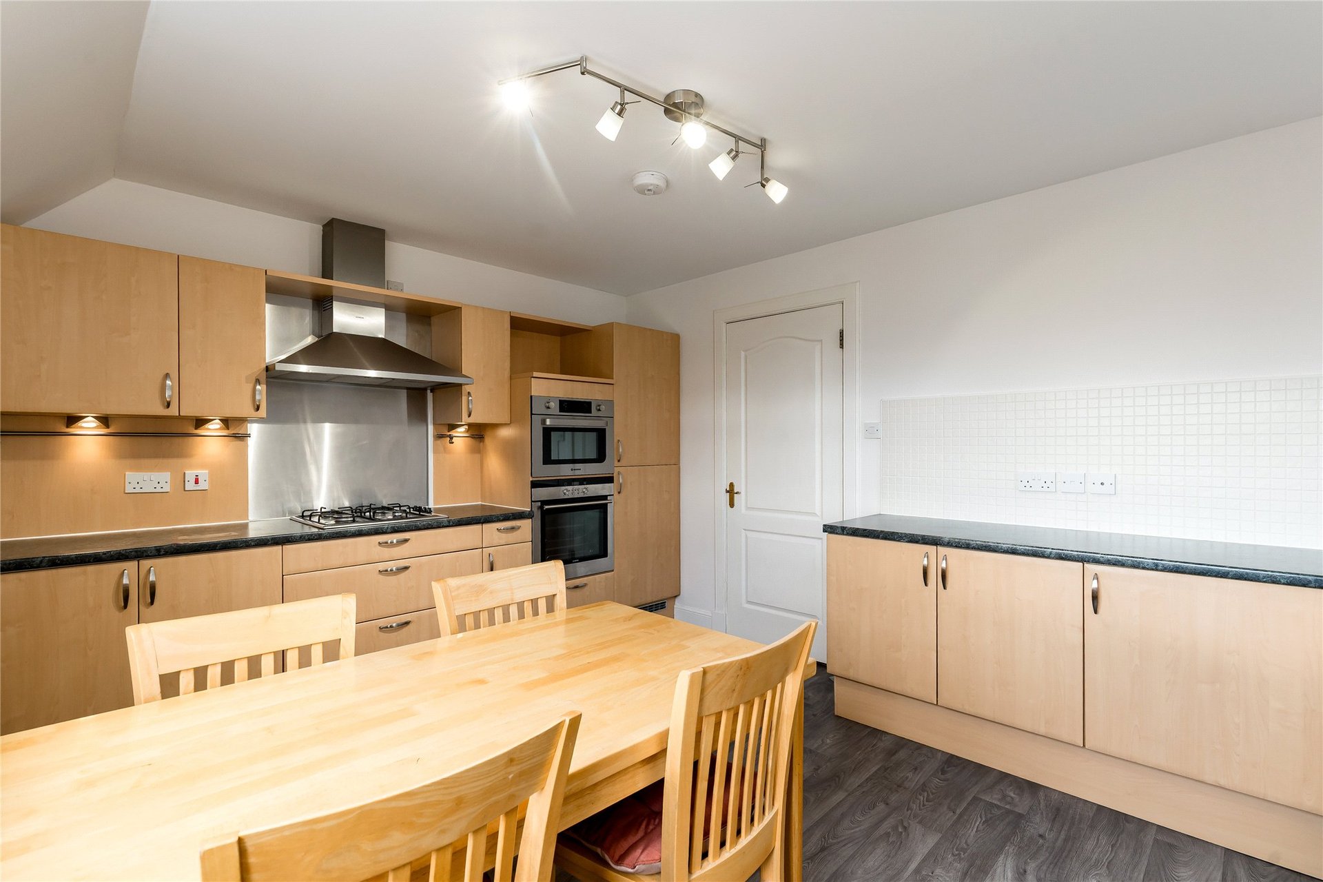 26/11 Rattray Grove, Greenbank, Edinburgh, EH10 5TL - Picture #5