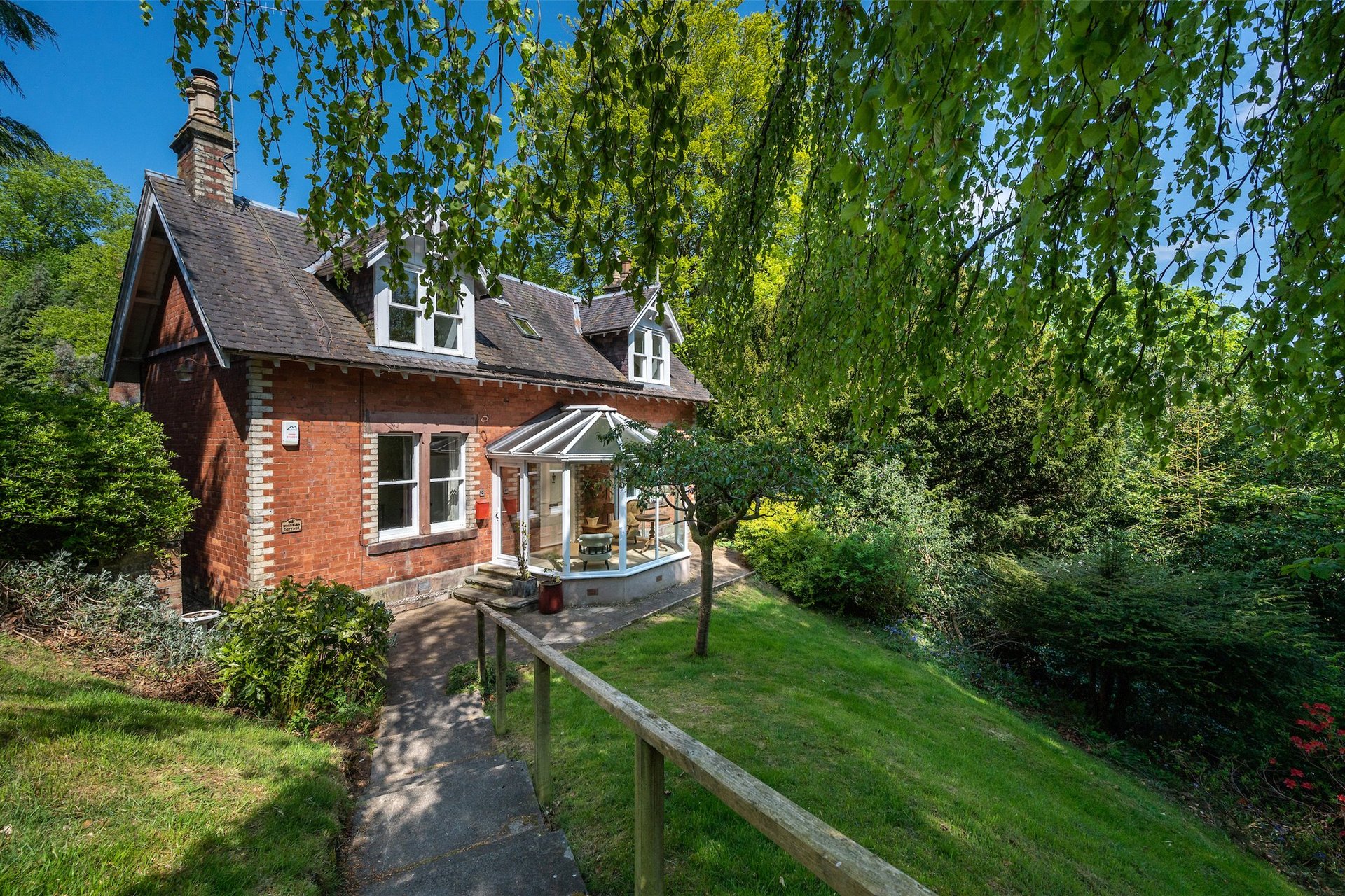 Woodslea Cottage, 6 Valleyfield View, Penicuik, Midlothian, EH26 8NA - Picture #31