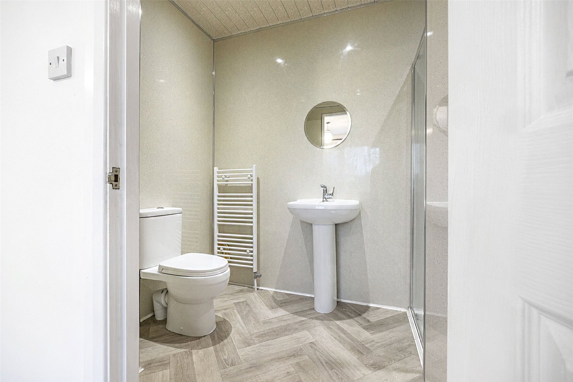 27 Cruachan Road, Bearsden, G61 4LA - Picture #11