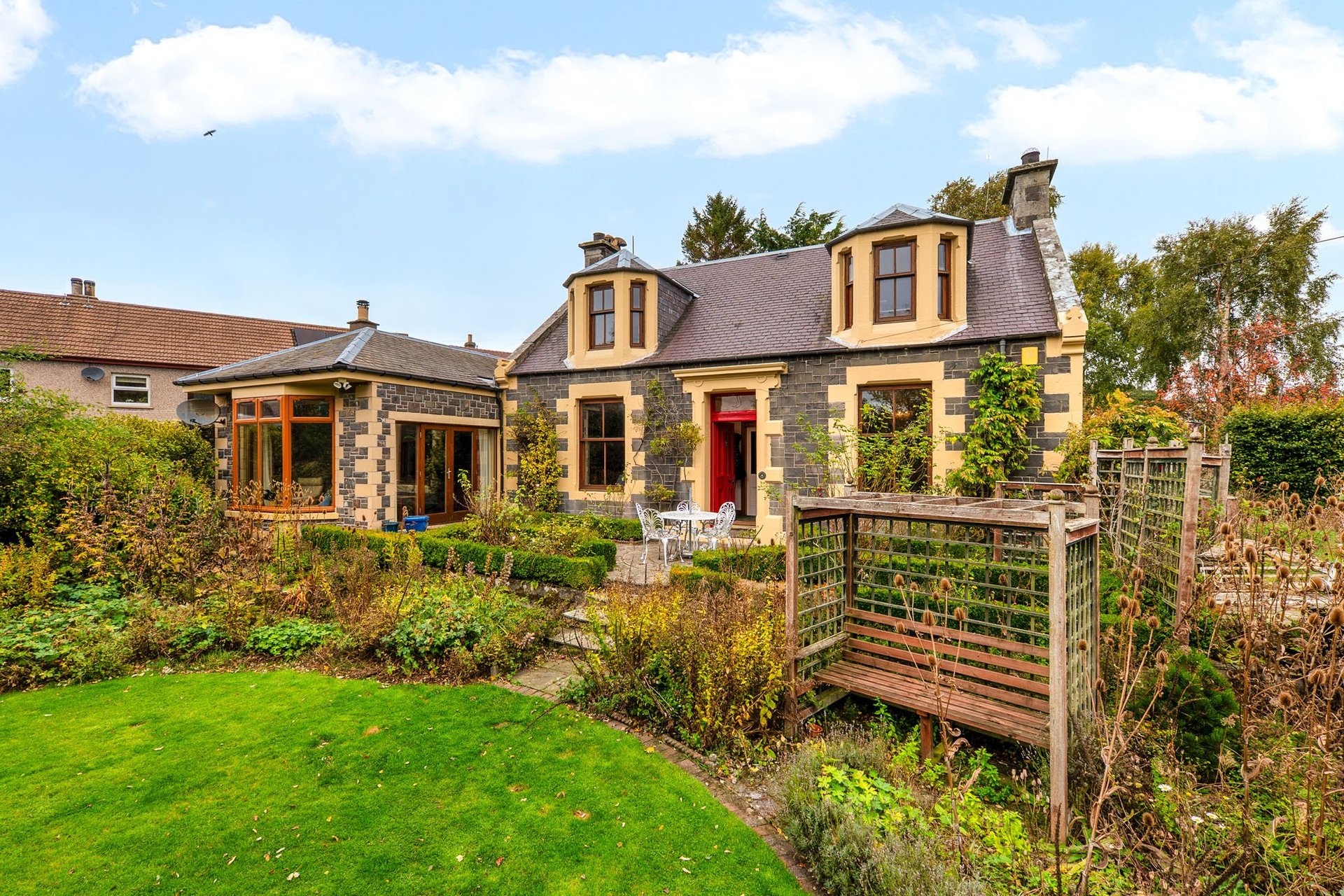 Cragdale, 31 Craigend Road, Stow, Galashiels, Scottish Borders, TD1 2RJ - Picture #1