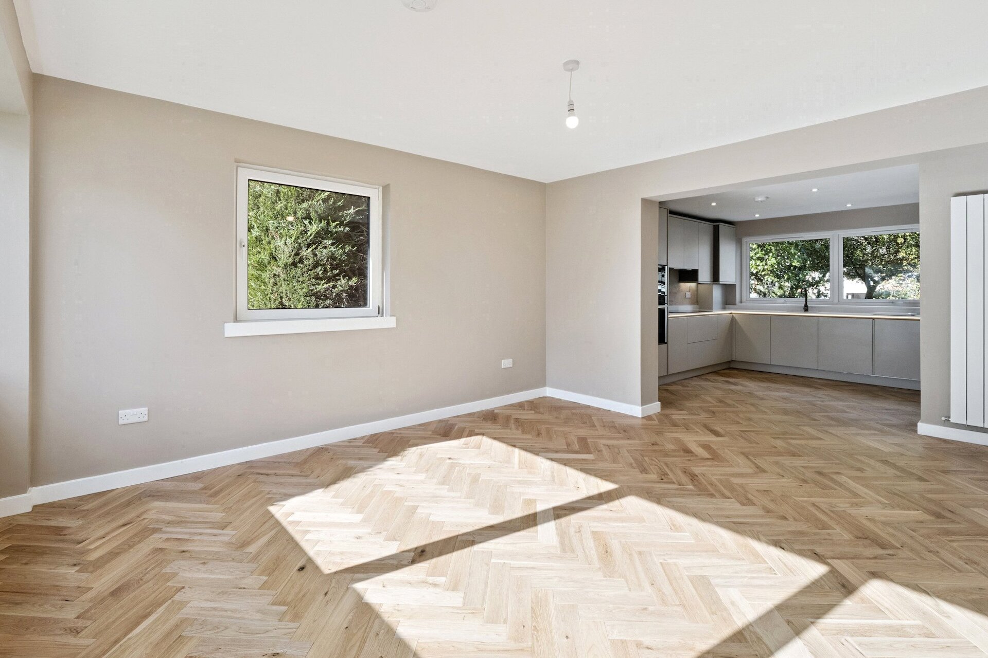 8/2 Orchard Brae Avenue, Edinburgh, Midlothian, EH4 2HP - Picture #1